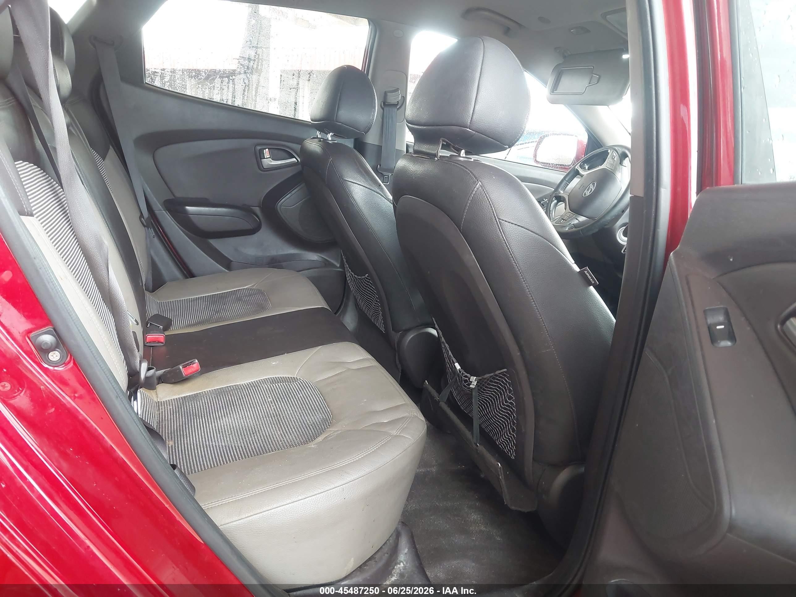2010 Hyundai Tucson Gls Red vin: KM8JU3AC9AU112451