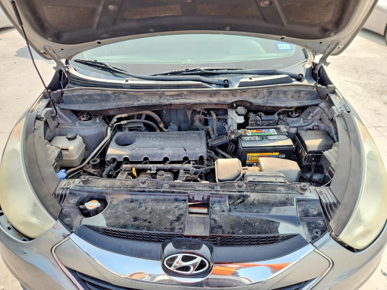 2011 Hyundai Tucson Limited Silver vin: KM8JU3AC9BU148593
