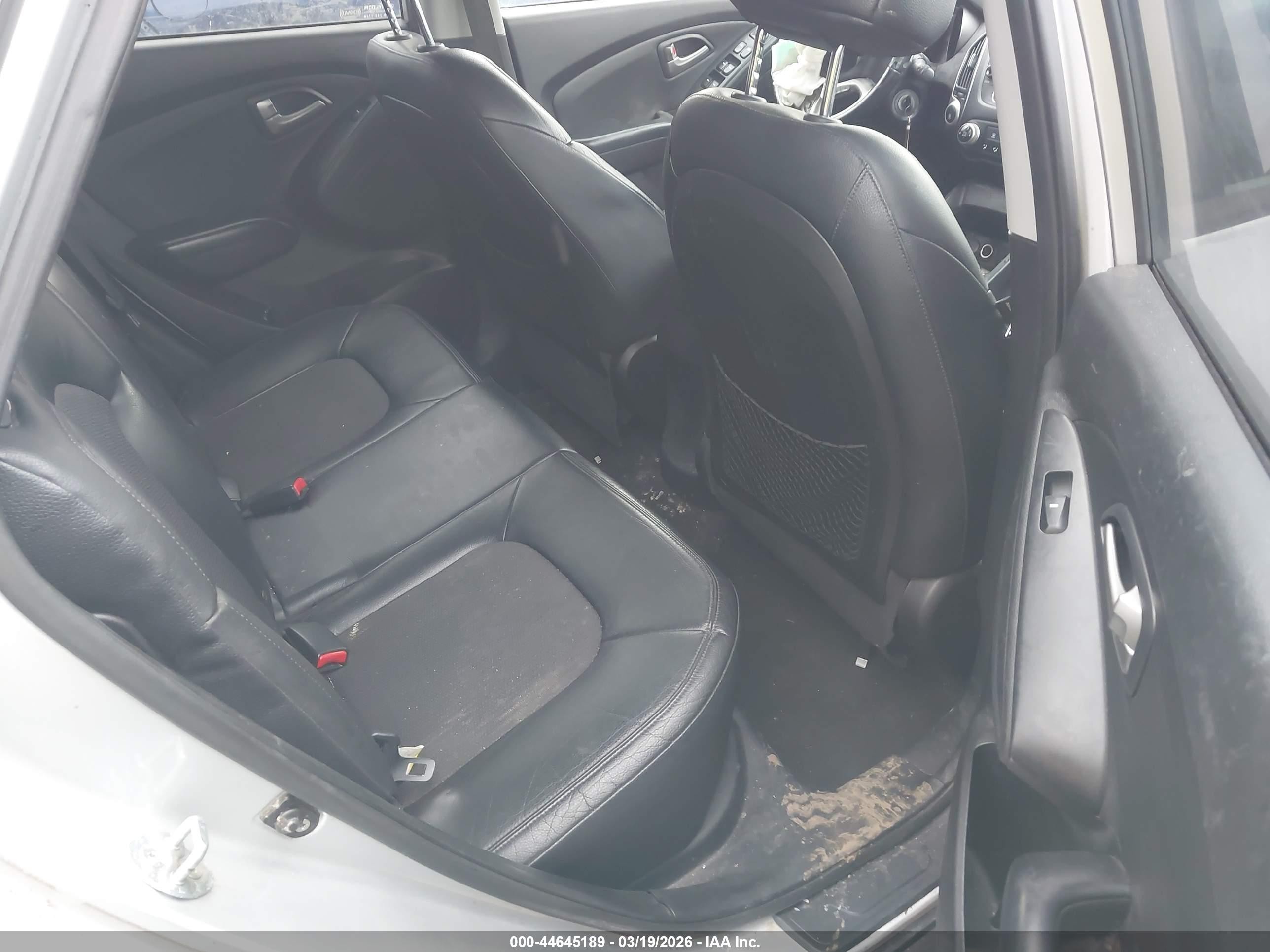 2011 Hyundai Tucson Gls Silver vin: KM8JU3AC9BU205620