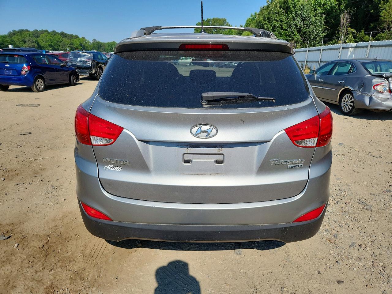 2012 Hyundai Tucson Limited Silver vin: KM8JU3AC9CU324107