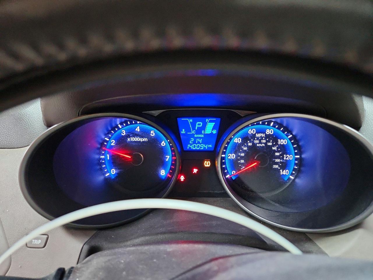 2012 Hyundai Tucson Limited White vin: KM8JU3AC9CU336967