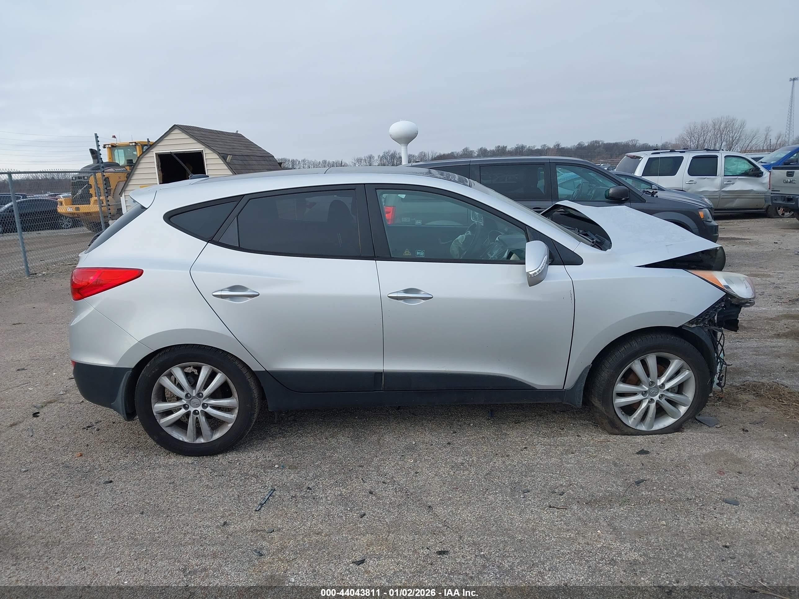 2012 Hyundai Tucson Limited Silver vin: KM8JU3AC9CU404006