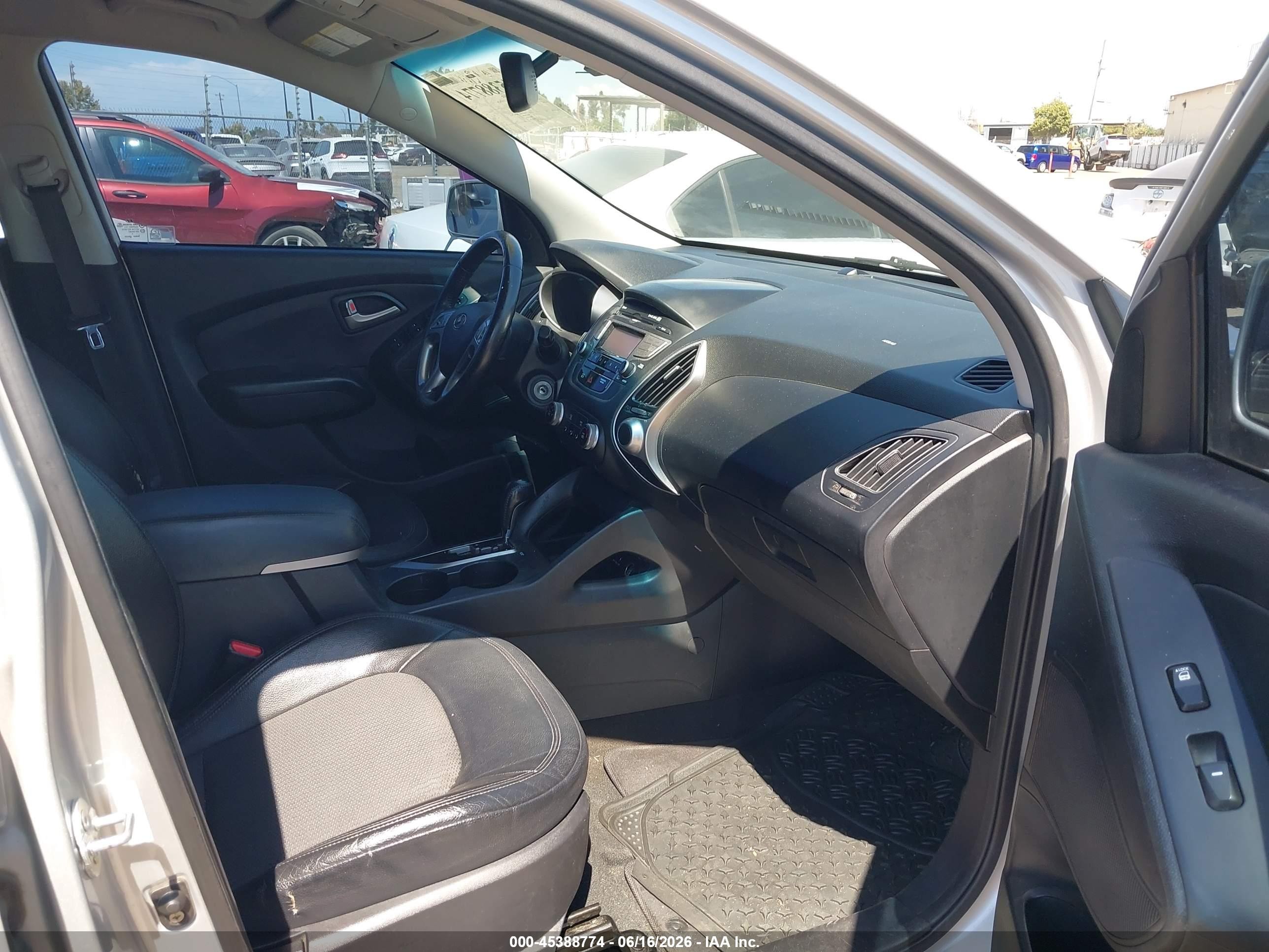 2012 Hyundai Tucson Gls Silver vin: KM8JU3AC9CU455022