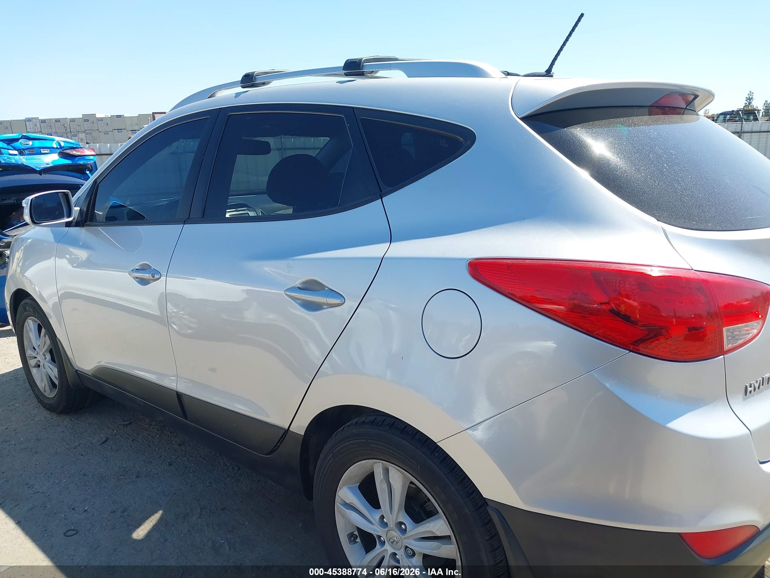 2012 Hyundai Tucson Gls Silver vin: KM8JU3AC9CU455022