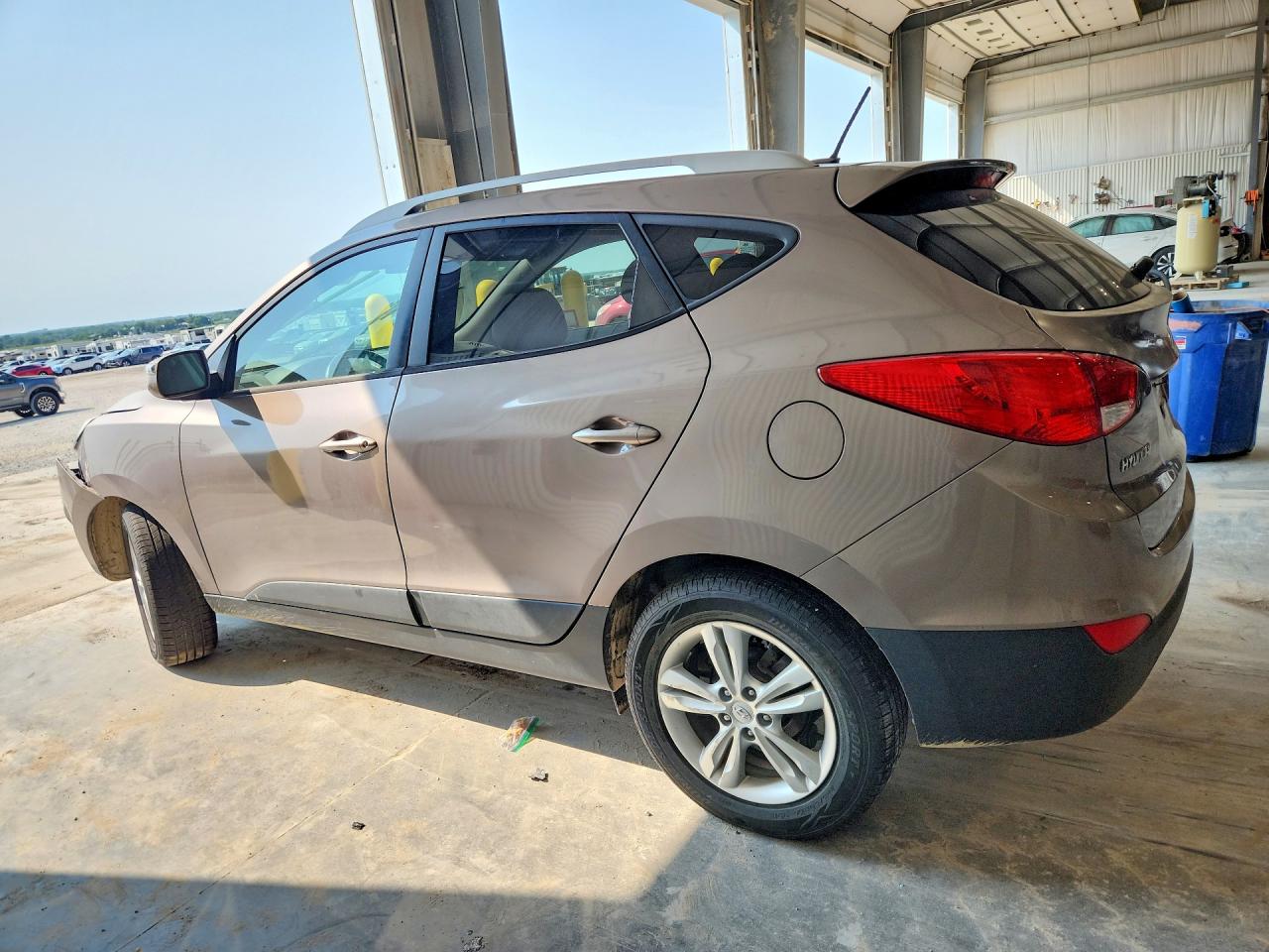 2013 Hyundai Tucson Gls Желто-коричневый vin: KM8JU3AC9DU725383