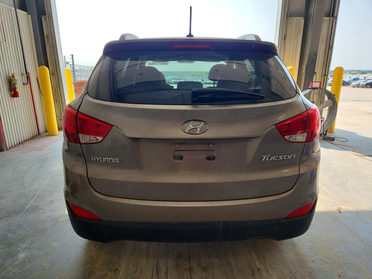 2013 Hyundai Tucson Gls Желто-коричневый vin: KM8JU3AC9DU725383