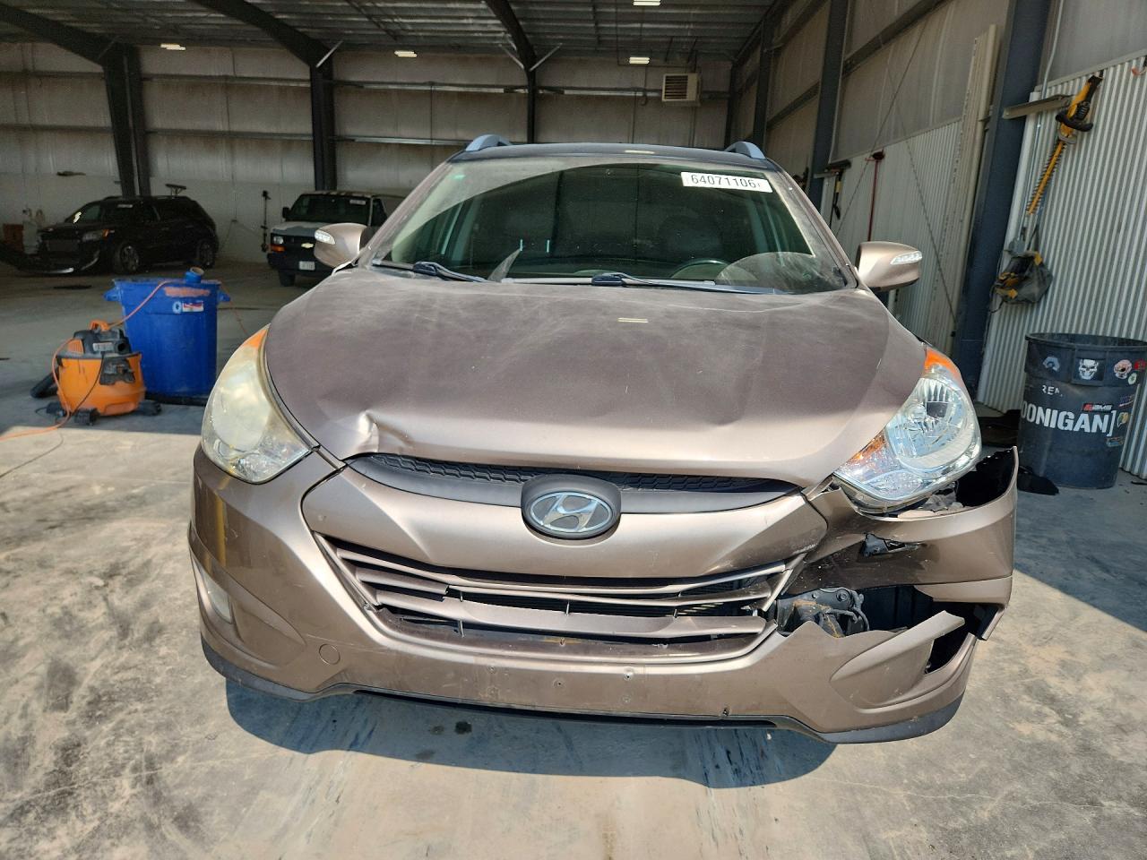 2013 Hyundai Tucson Gls Желто-коричневый vin: KM8JU3AC9DU725383