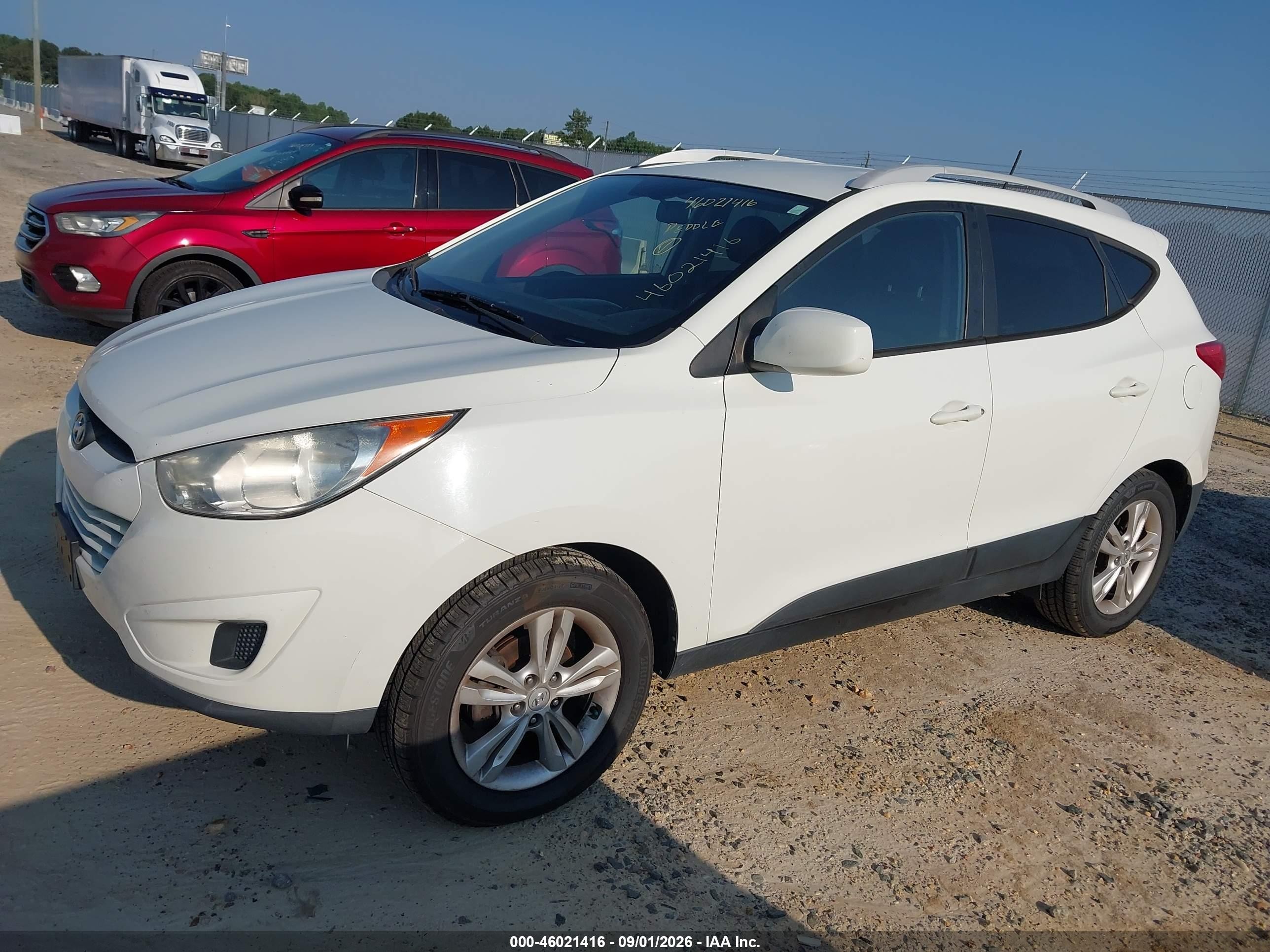 2010 Hyundai Tucson Gls/limited White vin: KM8JU3ACXAU017932