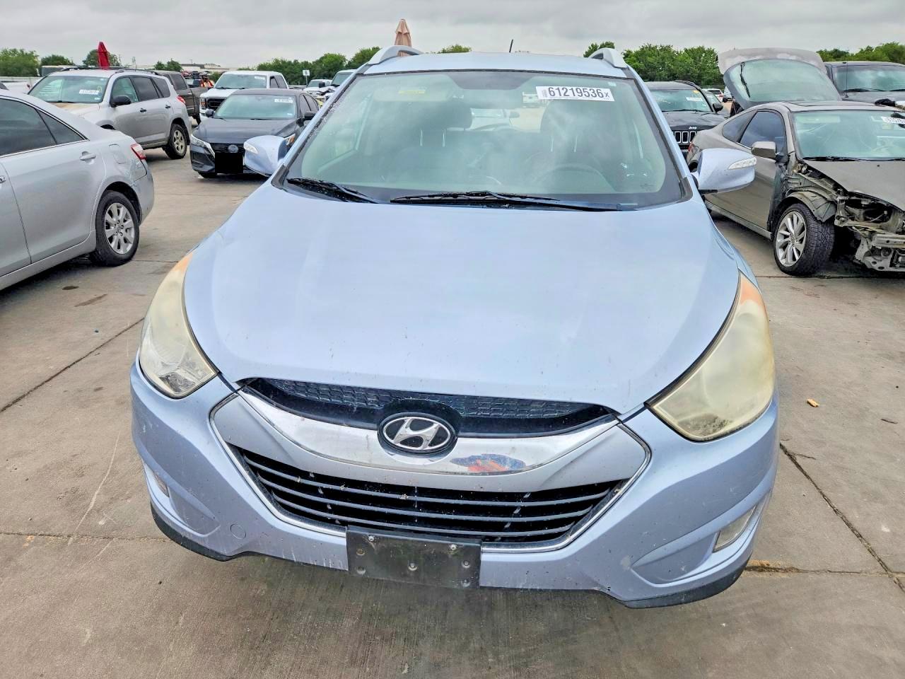 2011 Hyundai Tucson Limited Silver vin: KM8JU3ACXBU210261