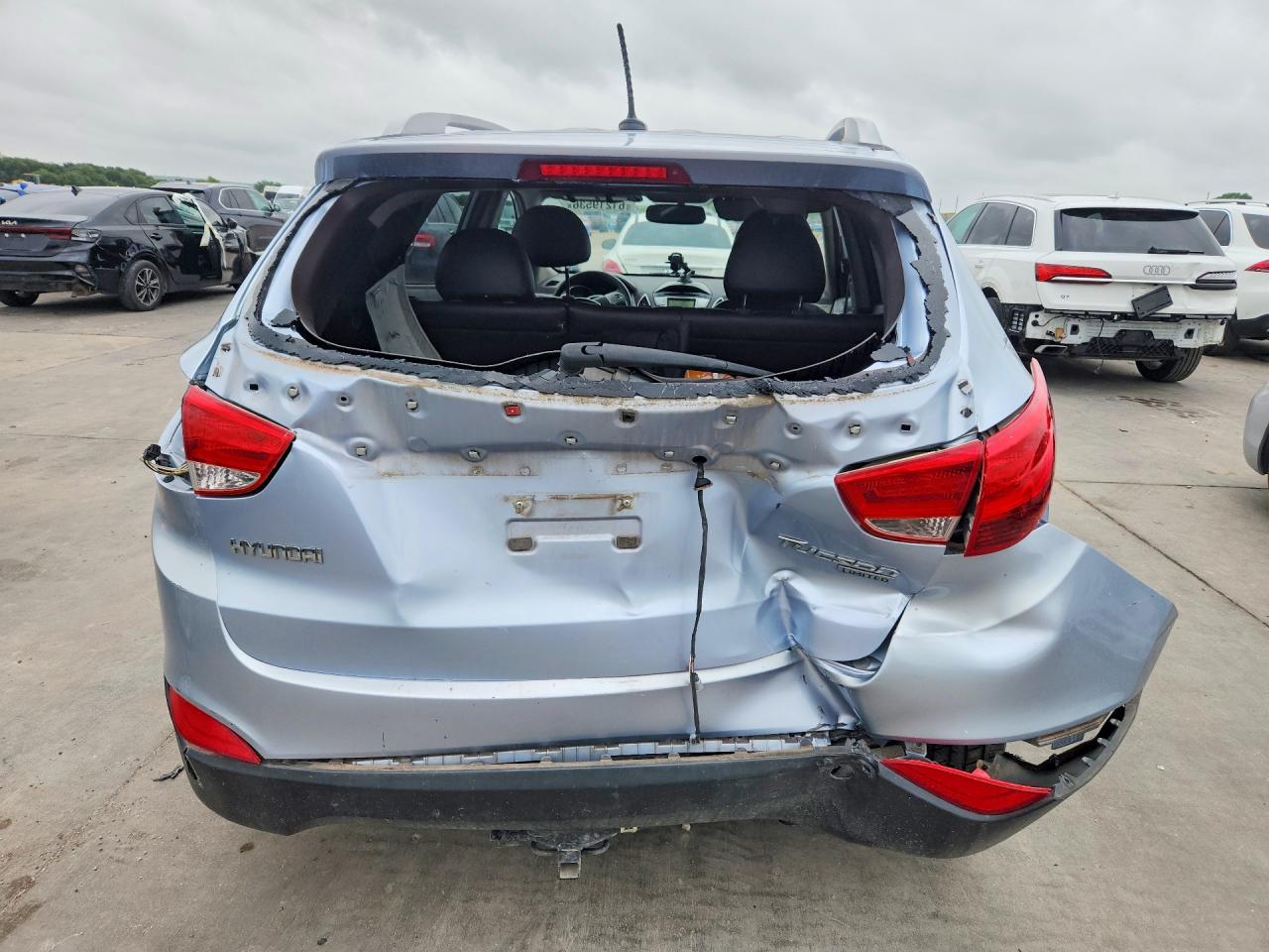 2011 Hyundai Tucson Limited Silver vin: KM8JU3ACXBU210261