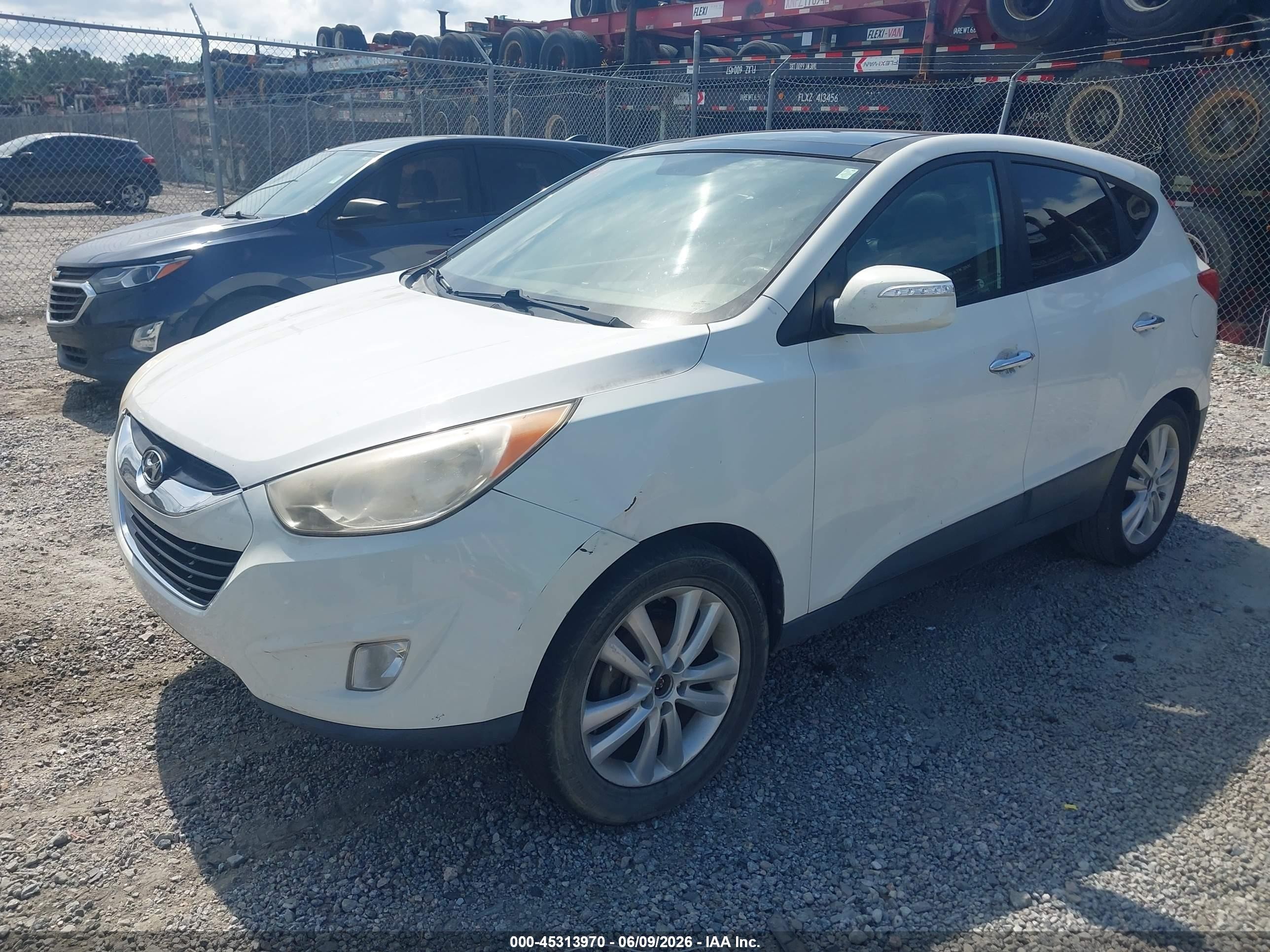 2011 Hyundai Tucson Limited White vin: KM8JU3ACXBU235693