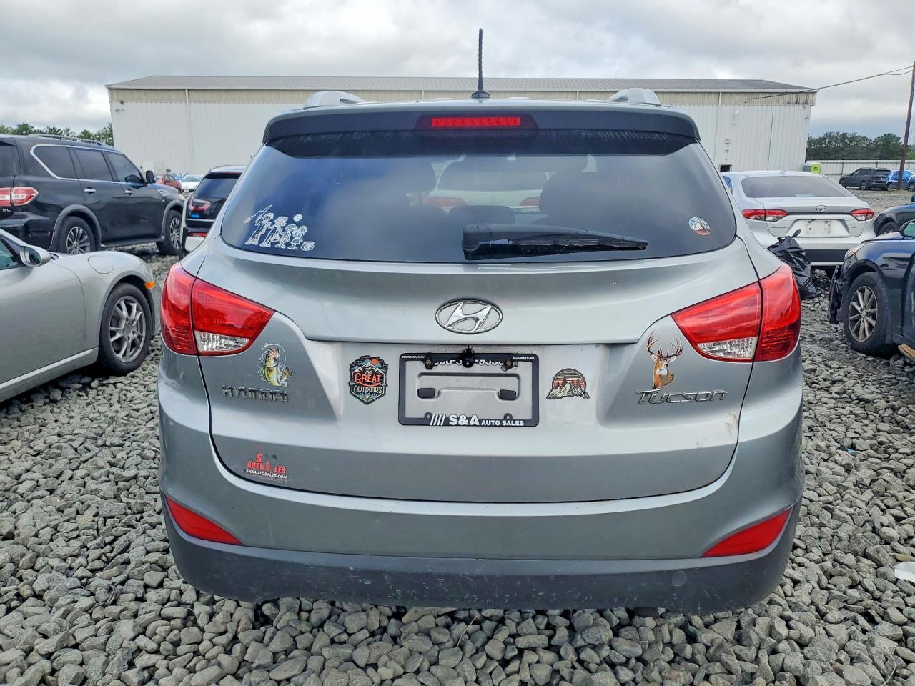 2011 Hyundai Tucson Gls Серебряный vin: KM8JU3ACXBU273201
