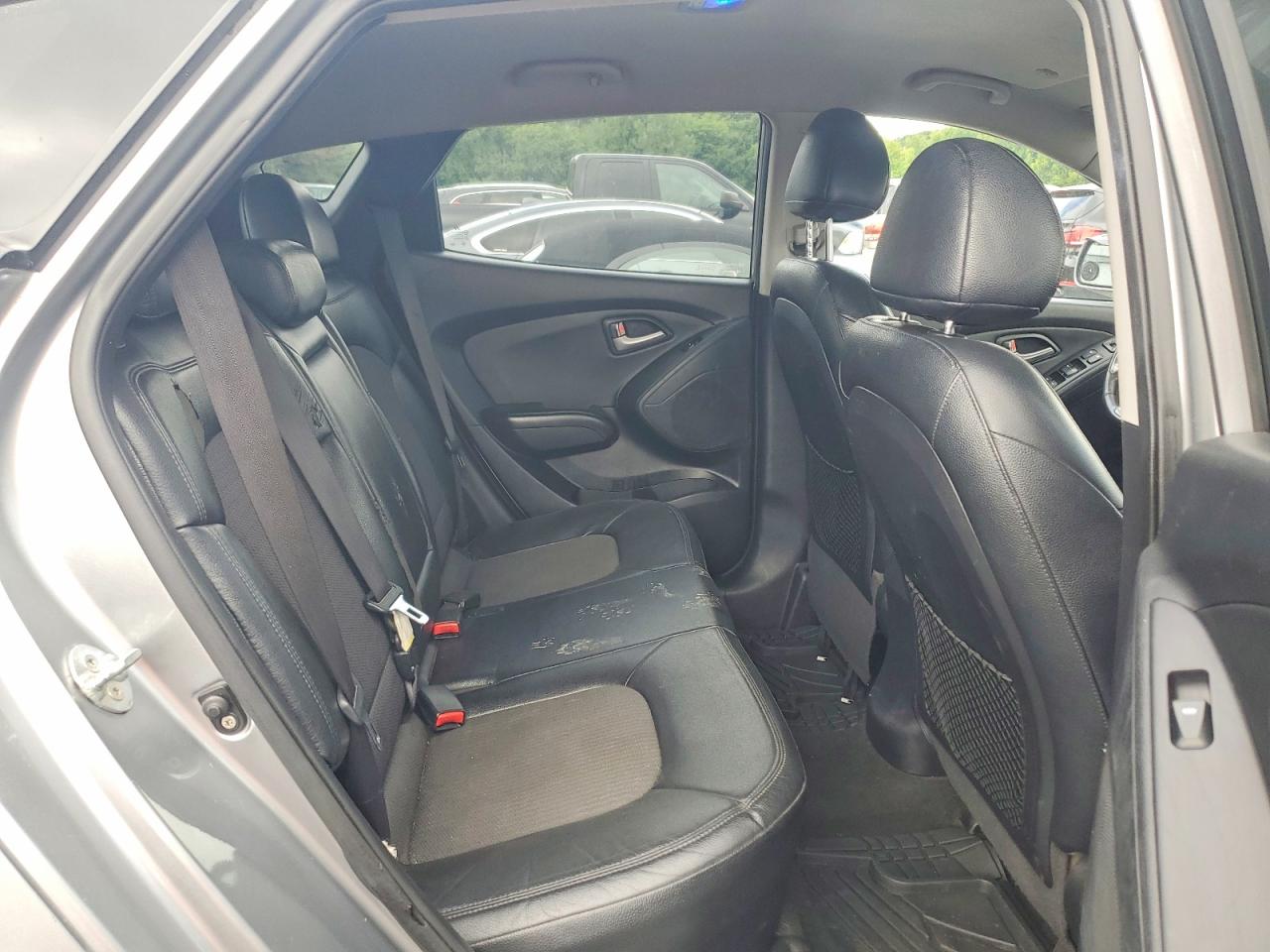 2011 Hyundai Tucson Gls Серебряный vin: KM8JU3ACXBU273201