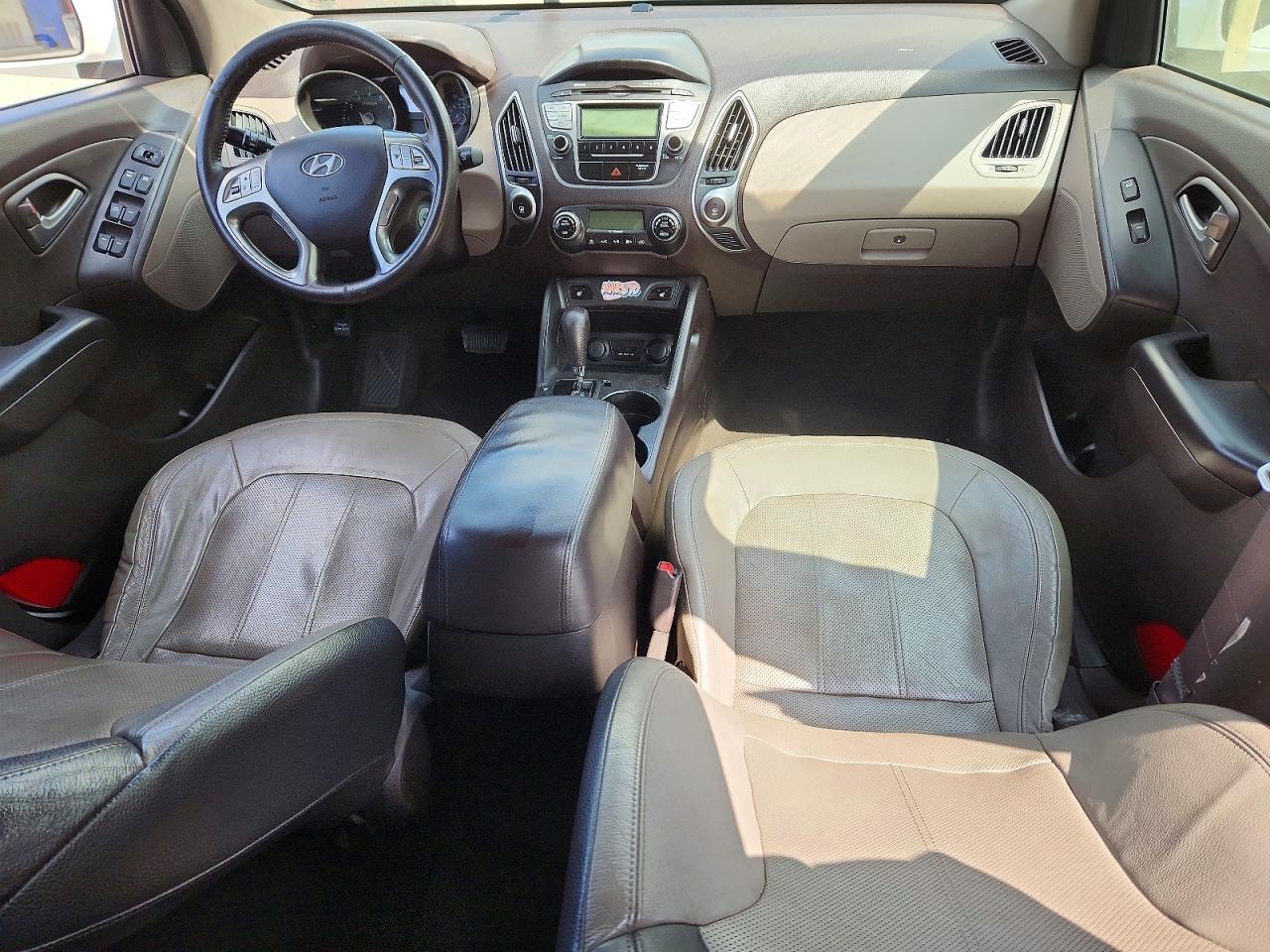 2011 Hyundai Tucson Limited Белый vin: KM8JU3ACXBU292377