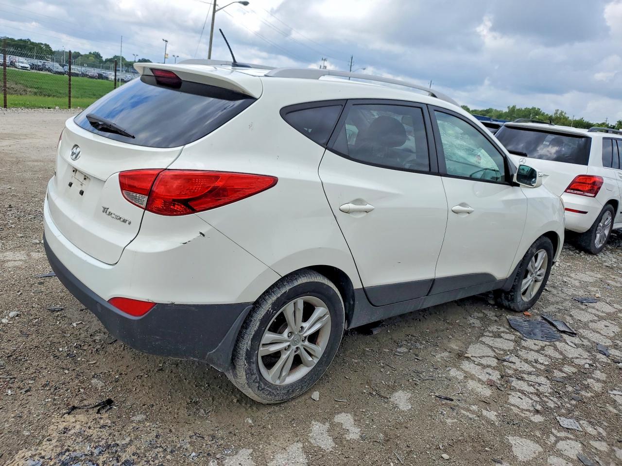 2012 Hyundai Tucson Gls White vin: KM8JU3ACXCU485243