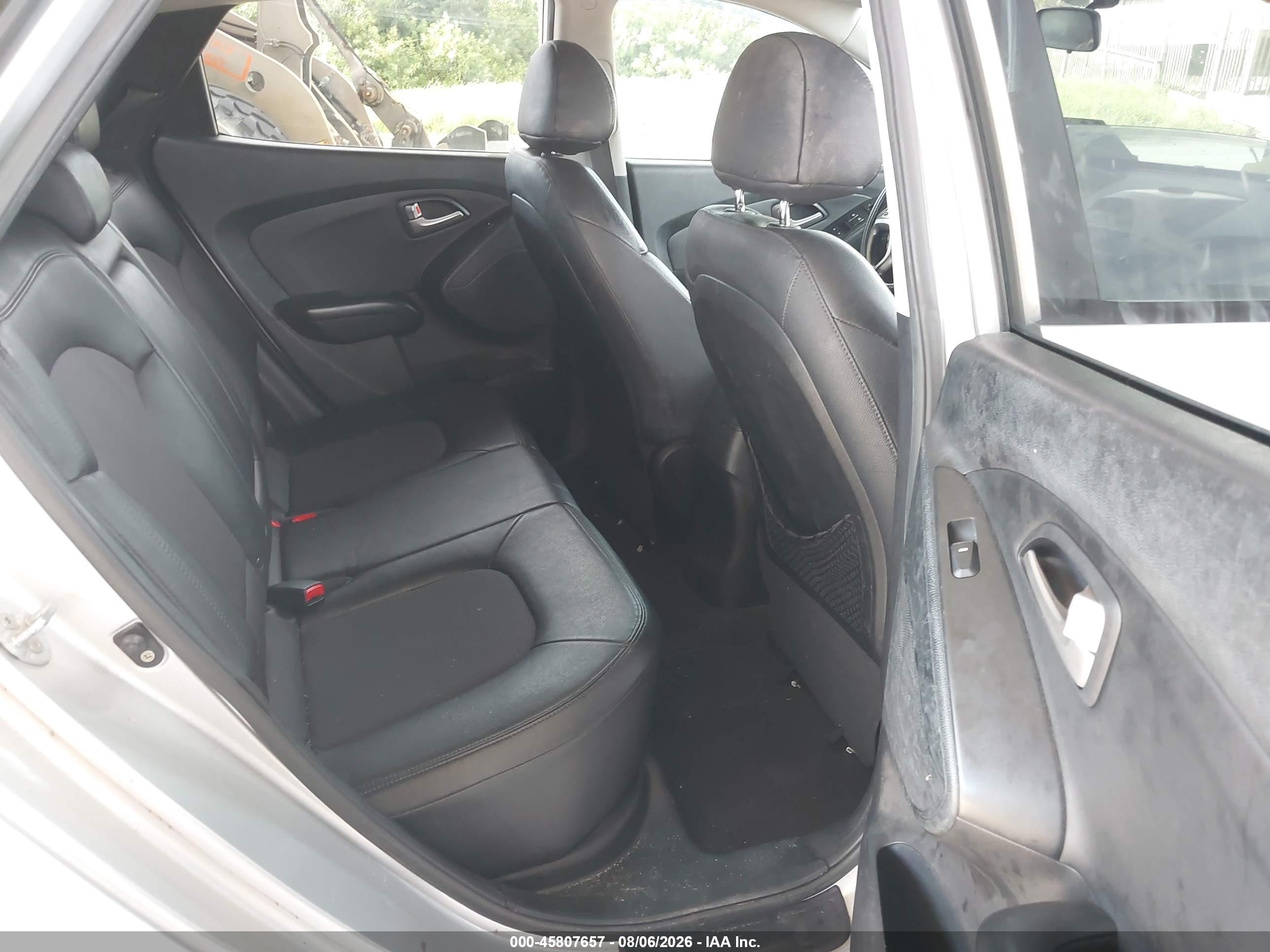 2012 Hyundai Tucson Gls Серебряный vin: KM8JU3ACXCU499501
