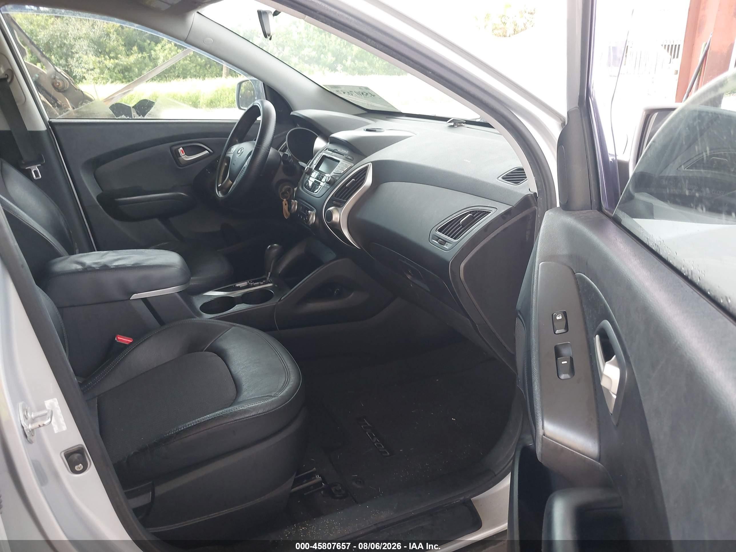 2012 Hyundai Tucson Gls Серебряный vin: KM8JU3ACXCU499501