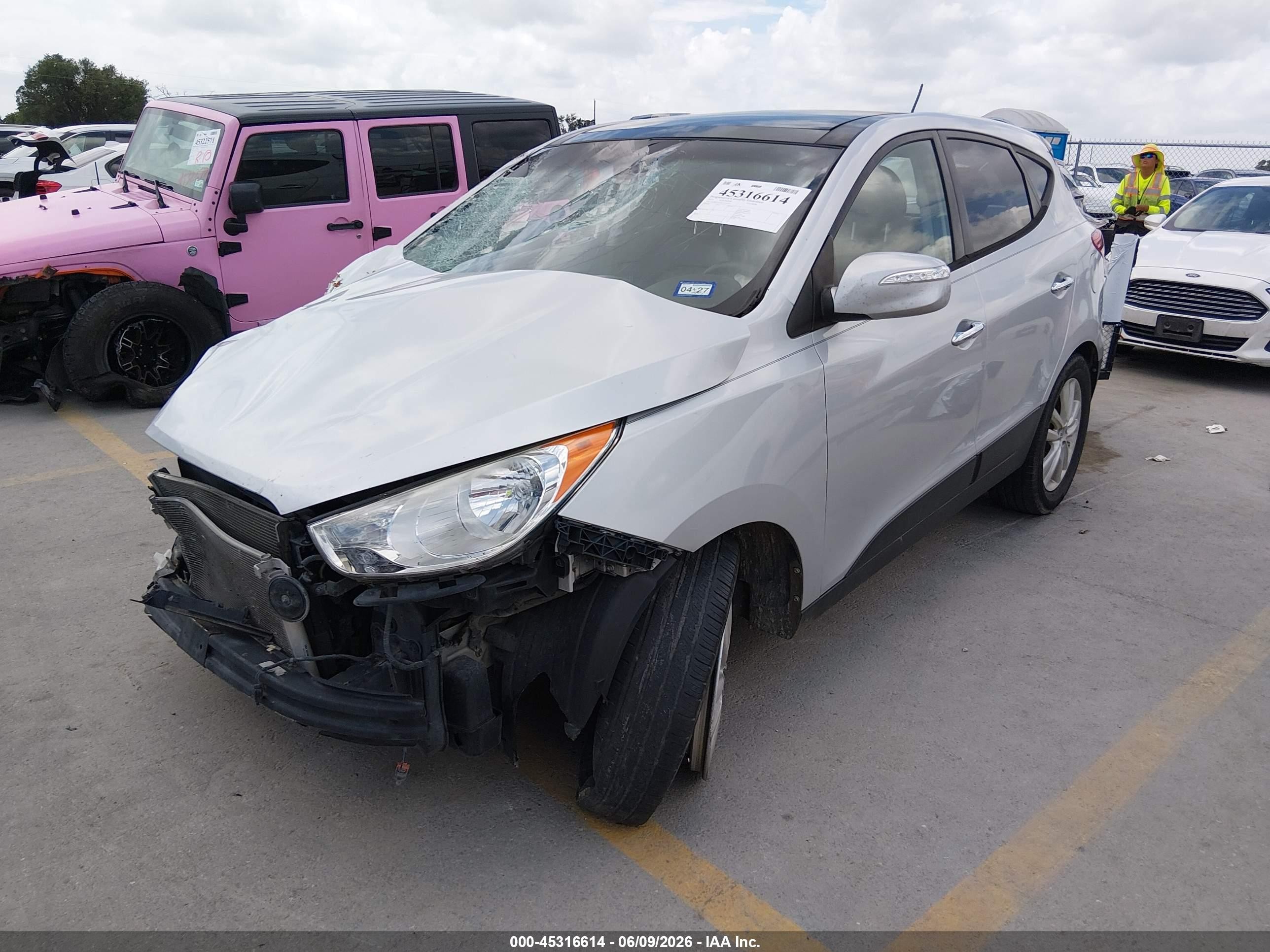 2012 Hyundai Tucson Limited Silver vin: KM8JU3ACXCU510755