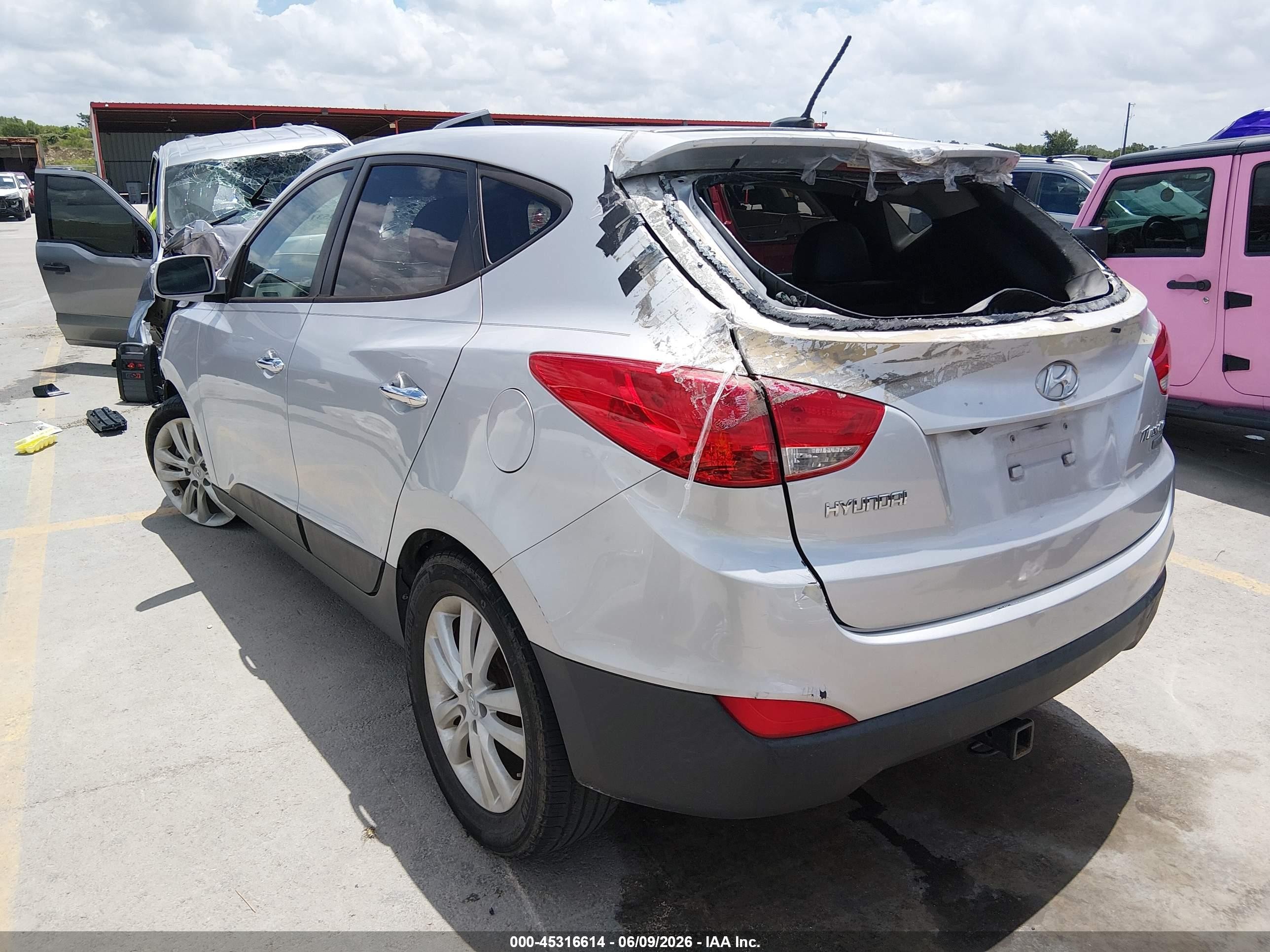 2012 Hyundai Tucson Limited Silver vin: KM8JU3ACXCU510755