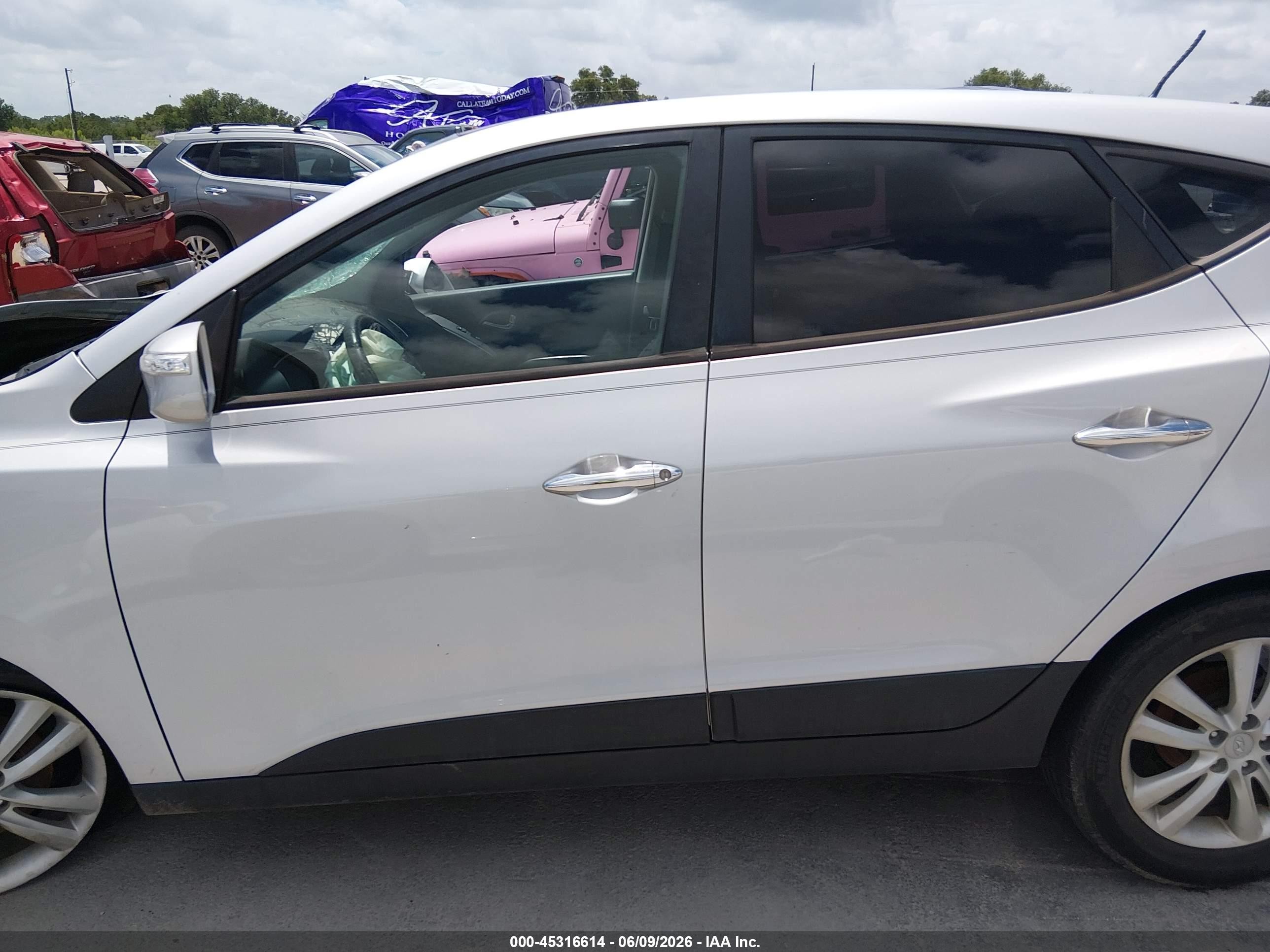 2012 Hyundai Tucson Limited Silver vin: KM8JU3ACXCU510755
