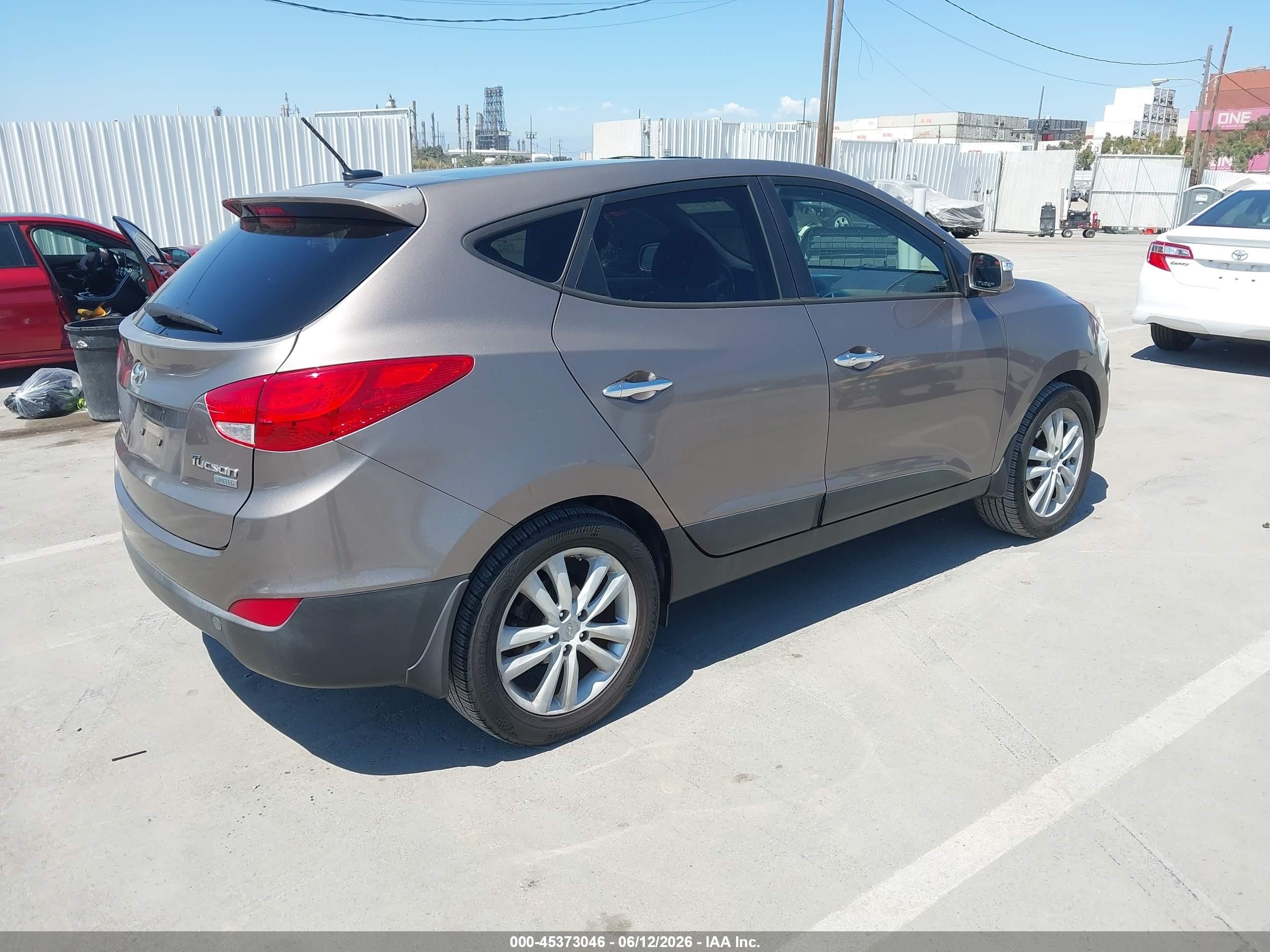 2013 Hyundai Tucson Limited Brown vin: KM8JU3ACXDU637278