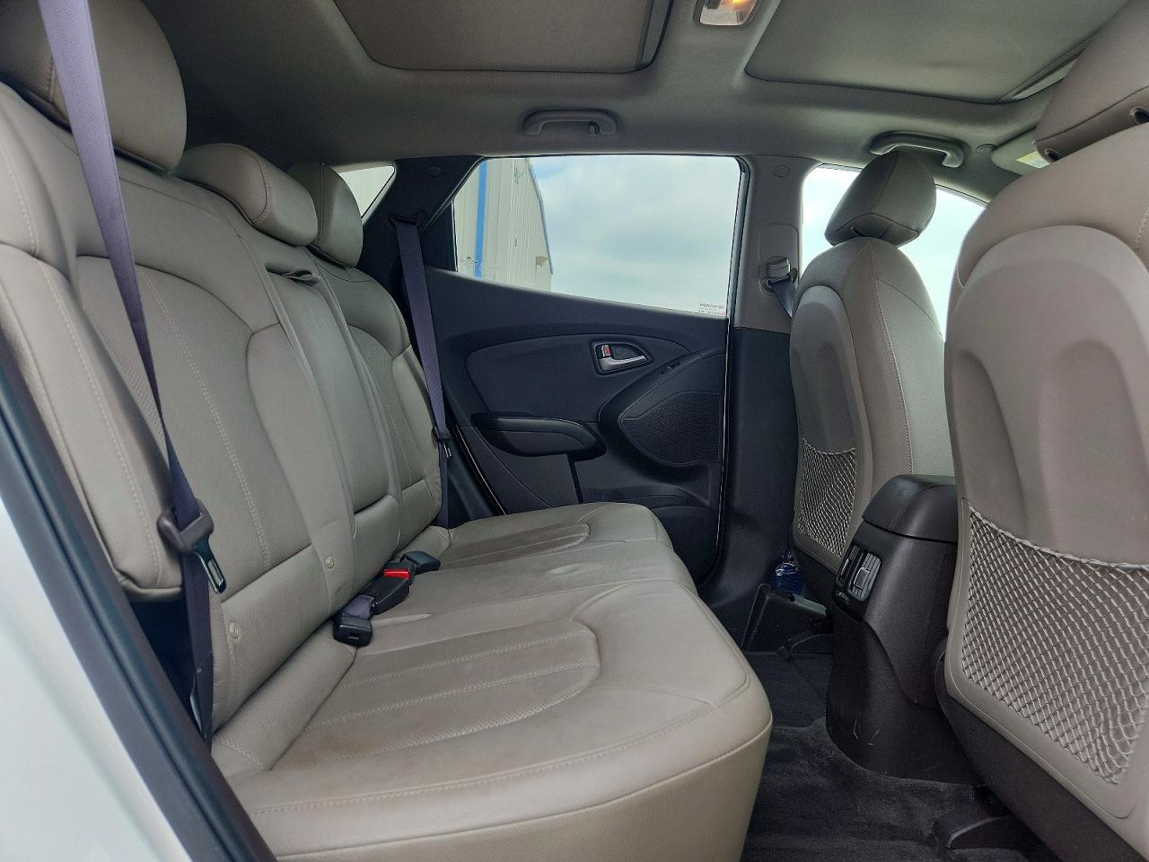 2014 Hyundai Tucson Limited White vin: KM8JU3AG0EU857873