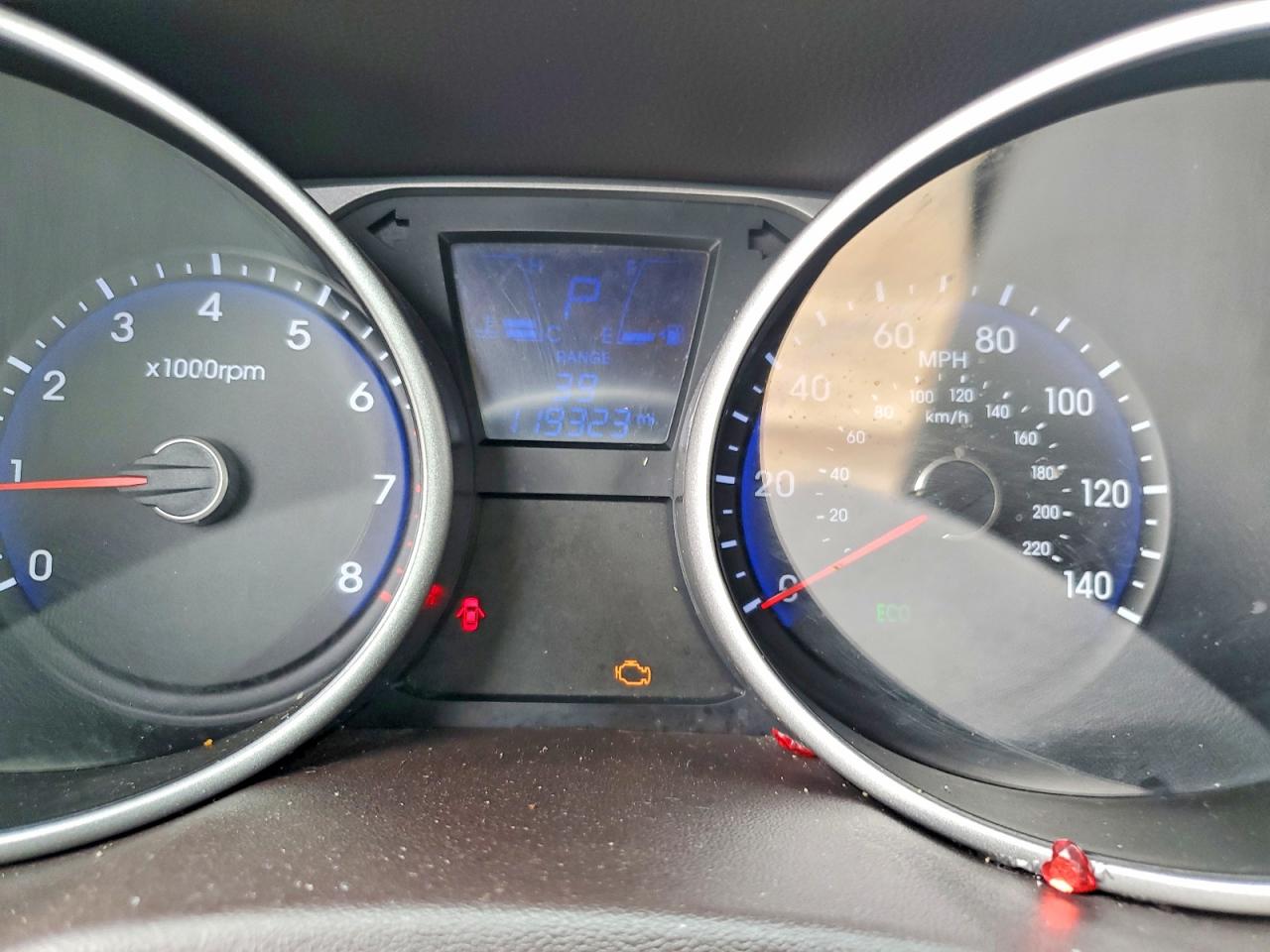 2015 Hyundai Tucson Se Бордовый vin: KM8JU3AG0FU012653