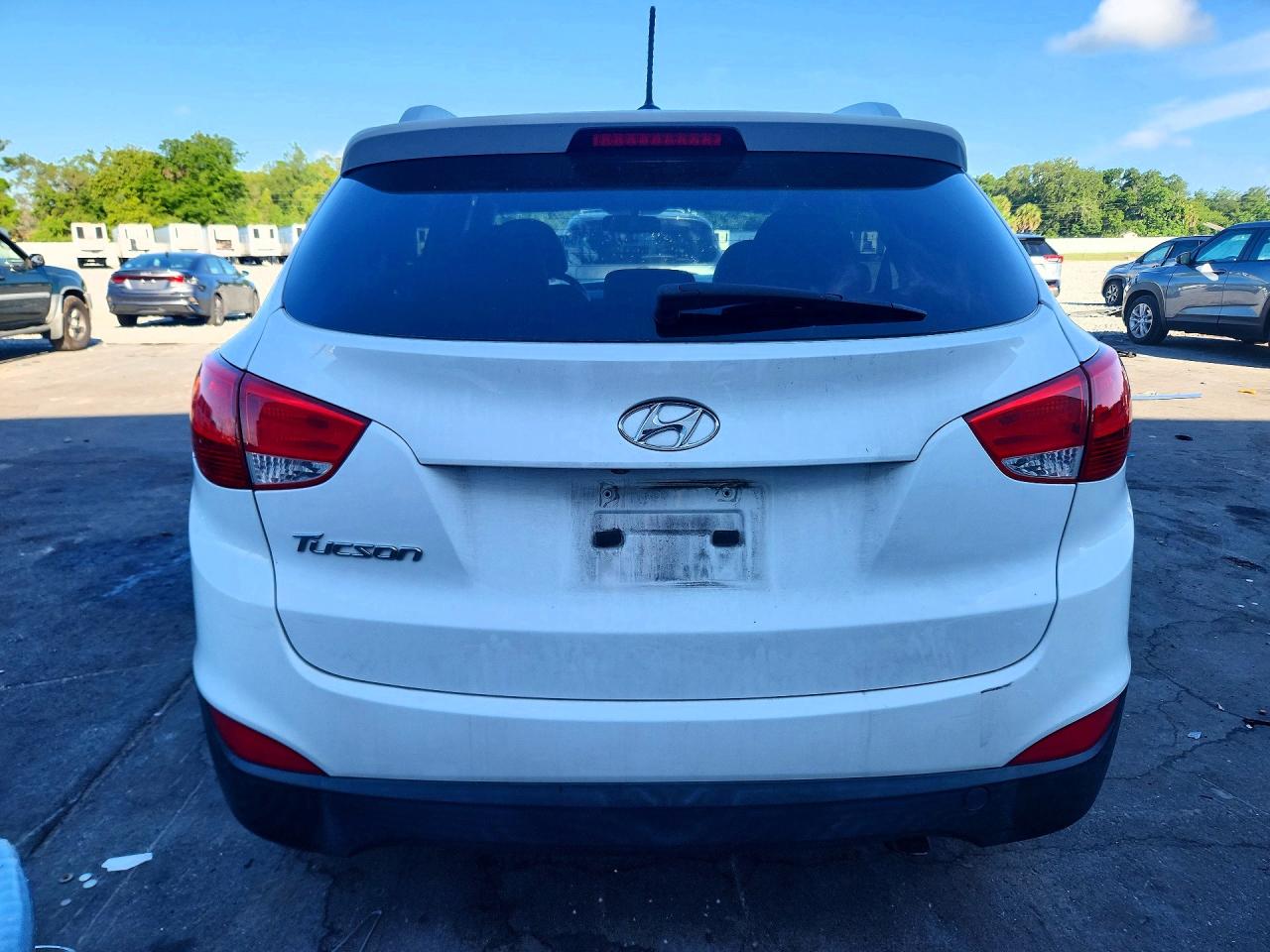 2015 Hyundai Tucson Se Белый vin: KM8JU3AG0FU099177