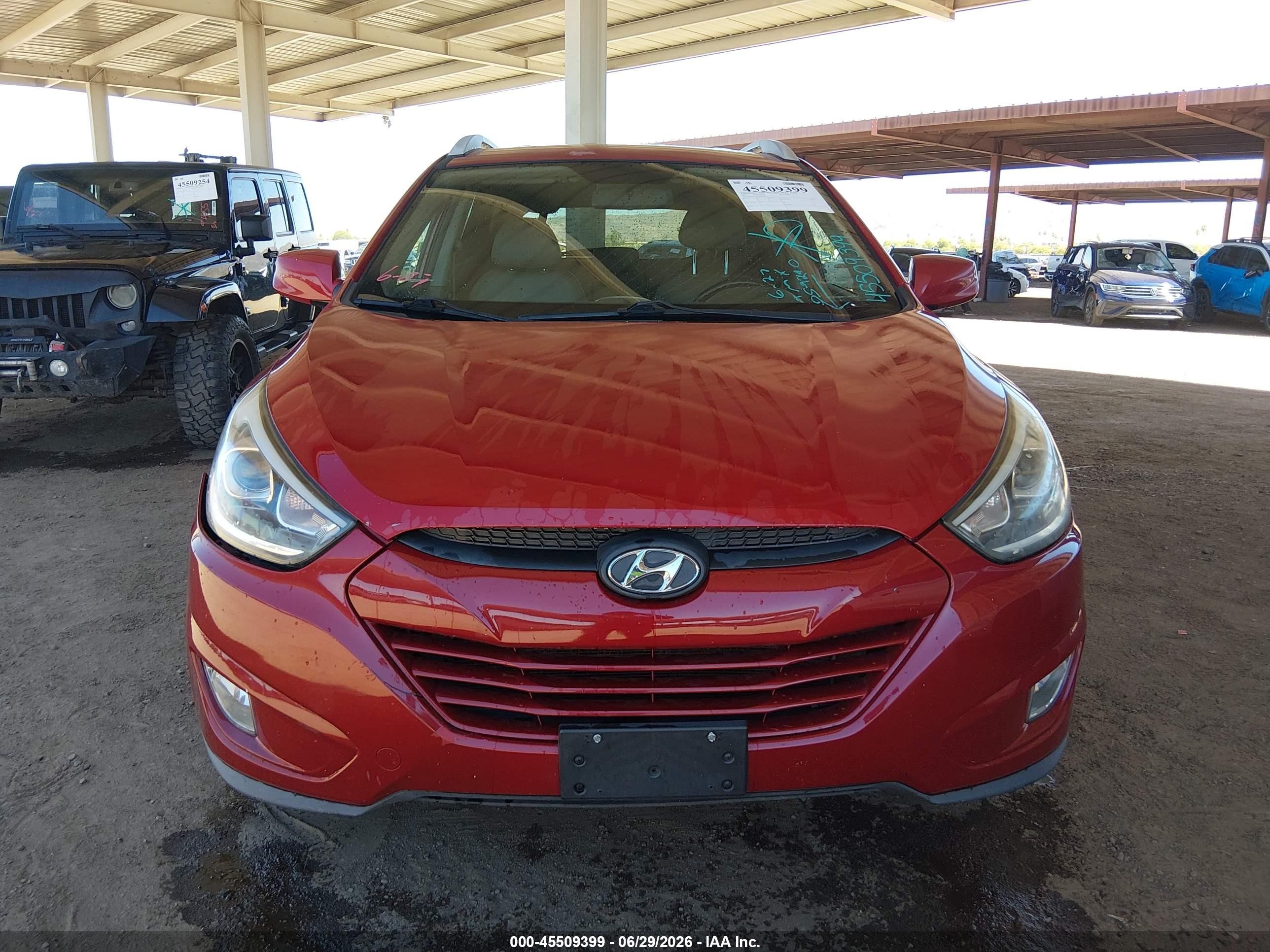 2015 Hyundai Tucson Se Красный vin: KM8JU3AG1FU059240