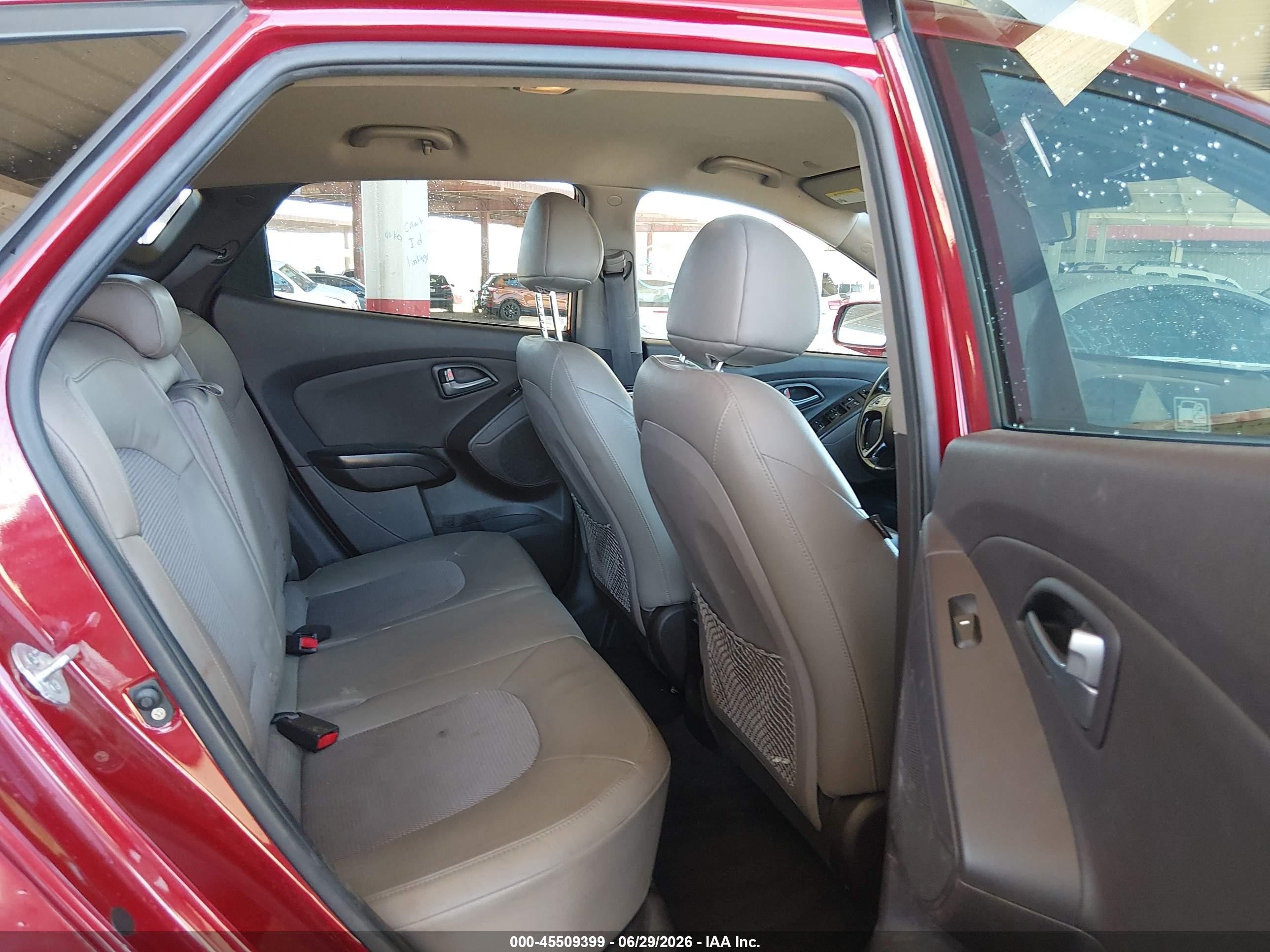 2015 Hyundai Tucson Se Красный vin: KM8JU3AG1FU059240