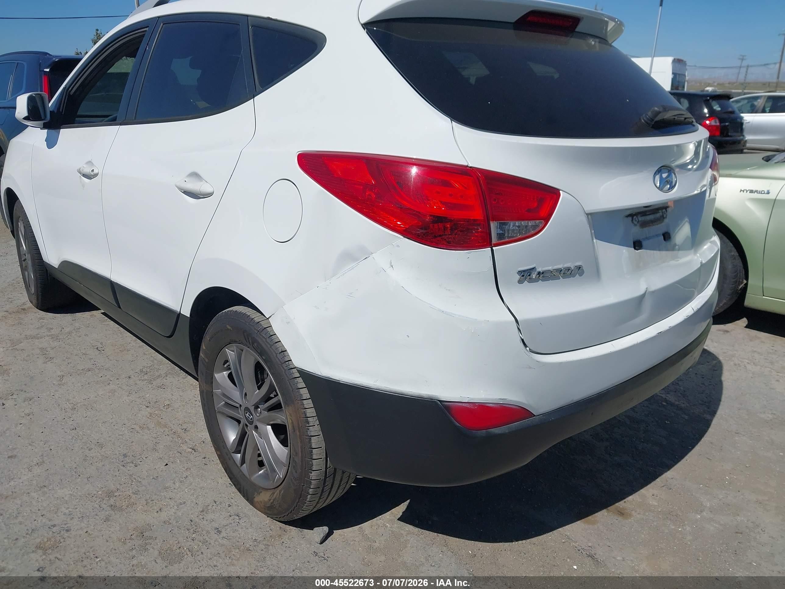 2015 Hyundai Tucson Se Белый vin: KM8JU3AG1FU995357
