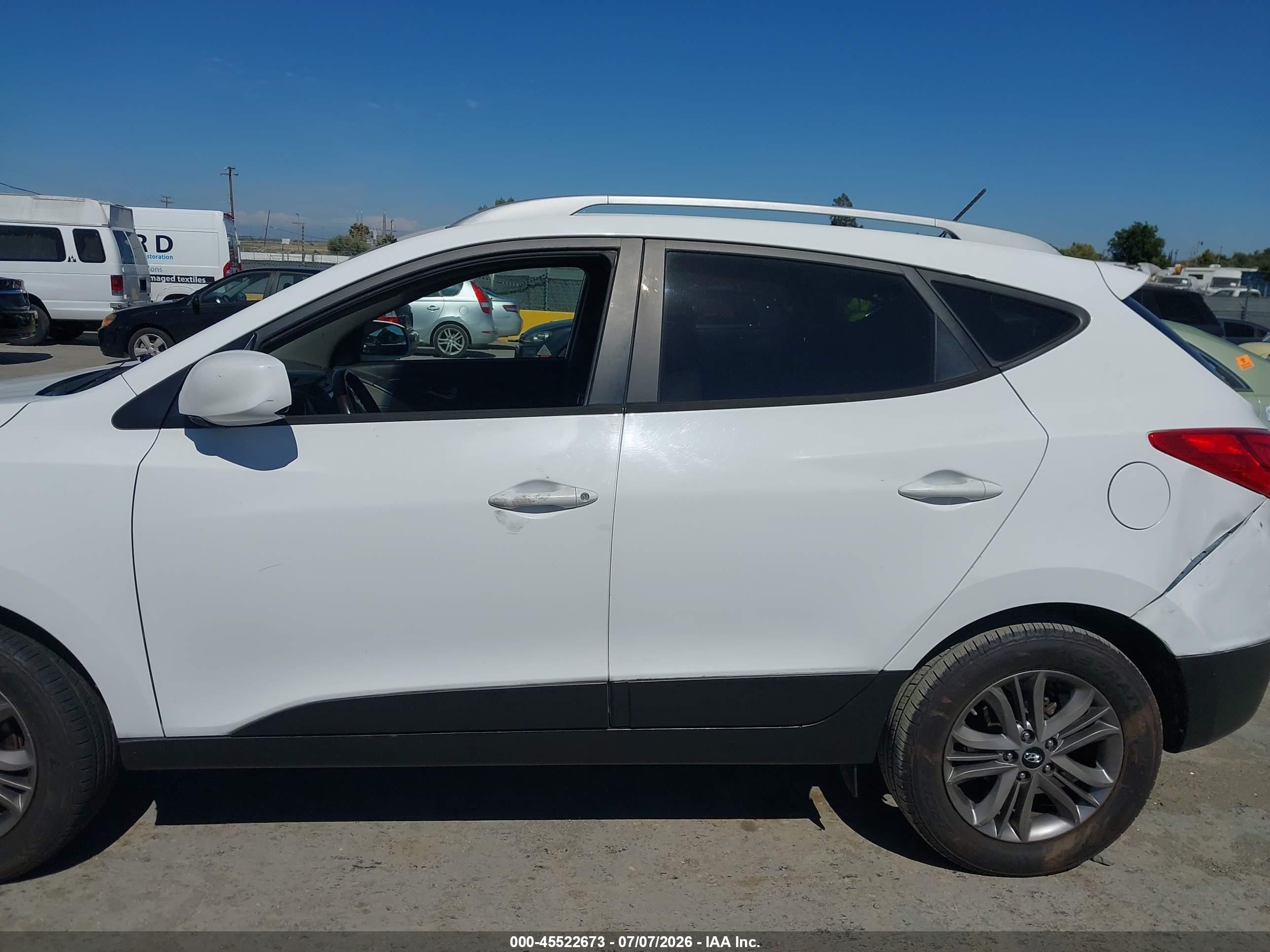 2015 Hyundai Tucson Se Белый vin: KM8JU3AG1FU995357