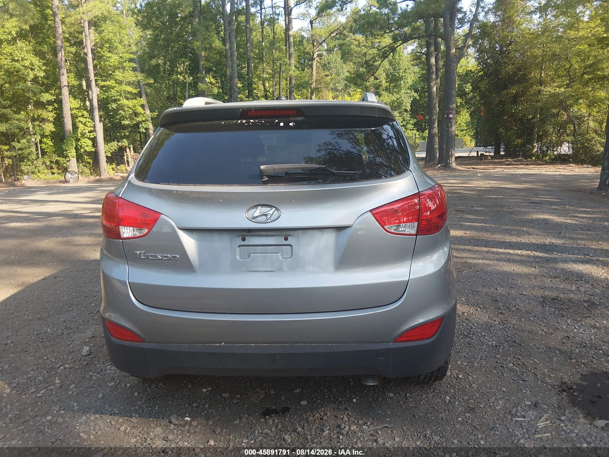 2014 Hyundai Tucson Se Серебряный vin: KM8JU3AG2EU804592