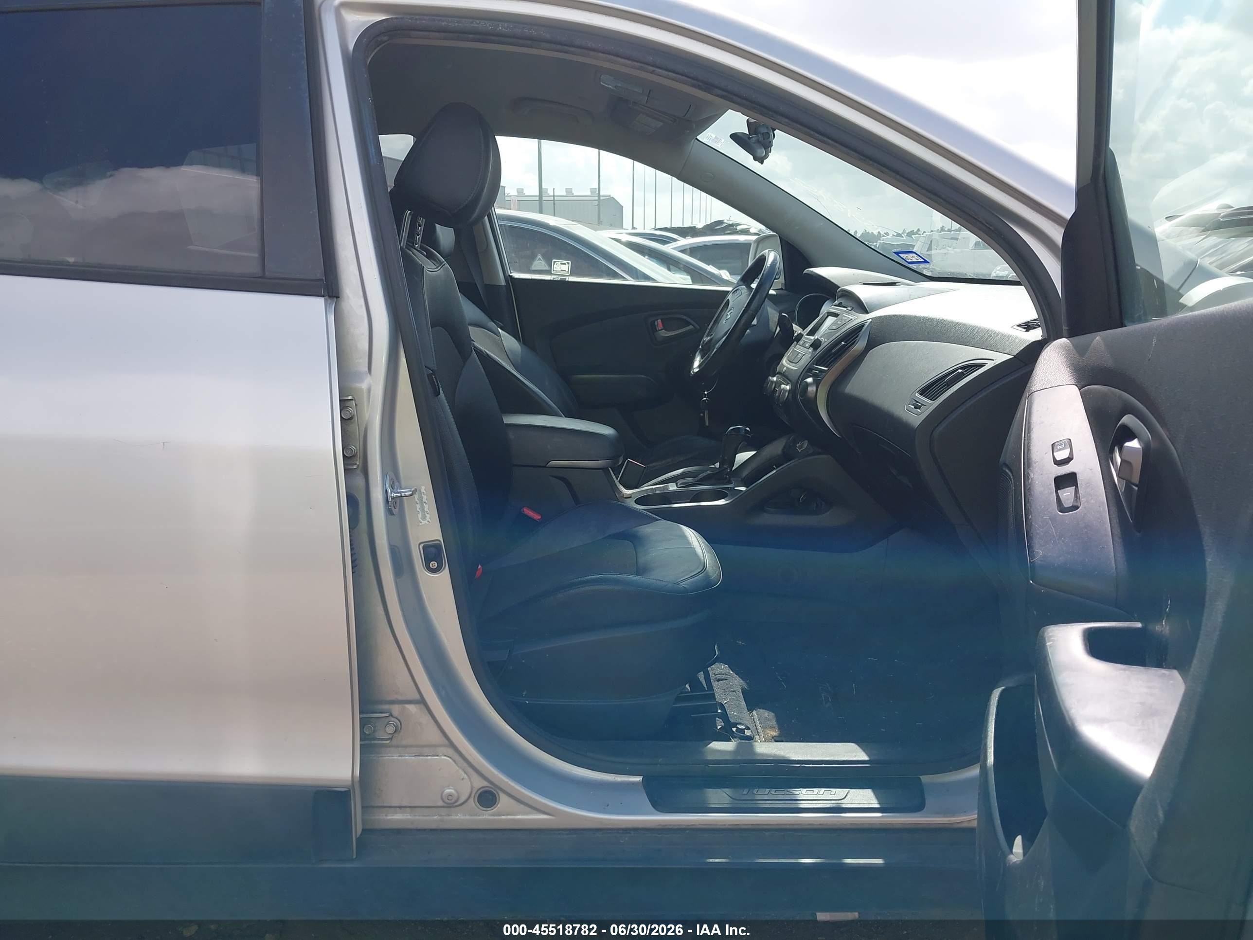 2014 Hyundai Tucson Se Gray vin: KM8JU3AG2EU927776