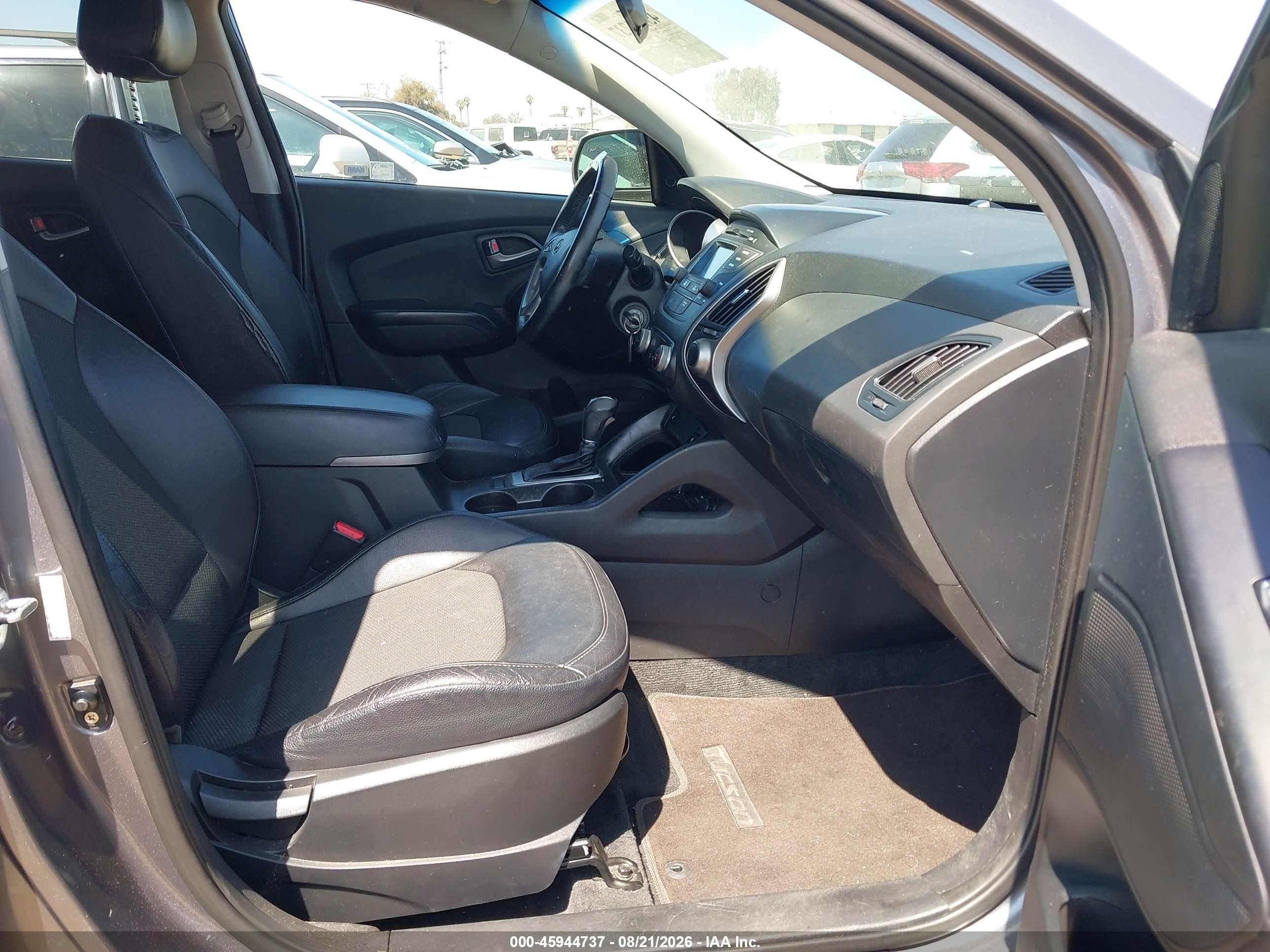 2015 Hyundai Tucson Se Серый vin: KM8JU3AG2FU054032