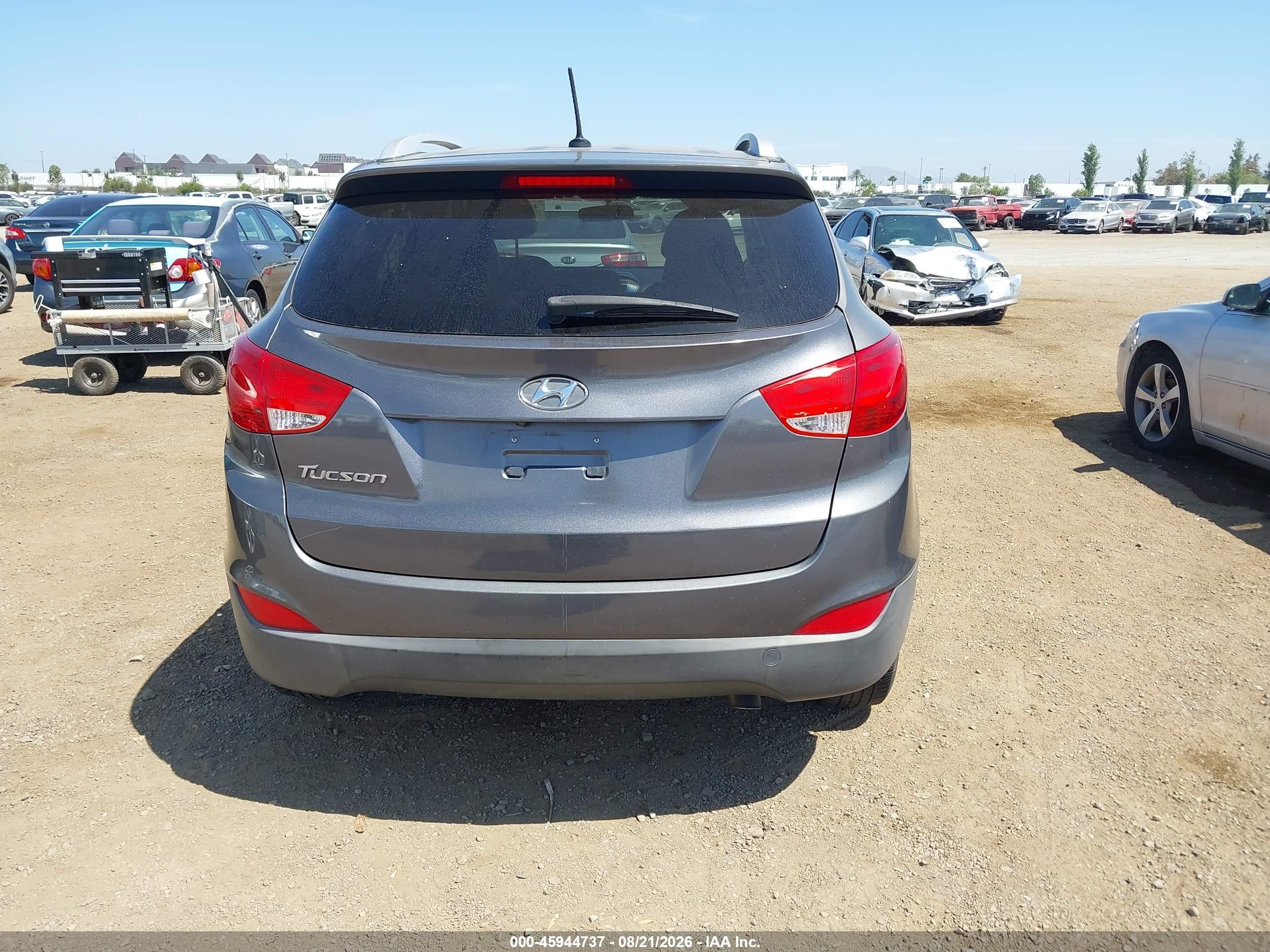 2015 Hyundai Tucson Se Серый vin: KM8JU3AG2FU054032