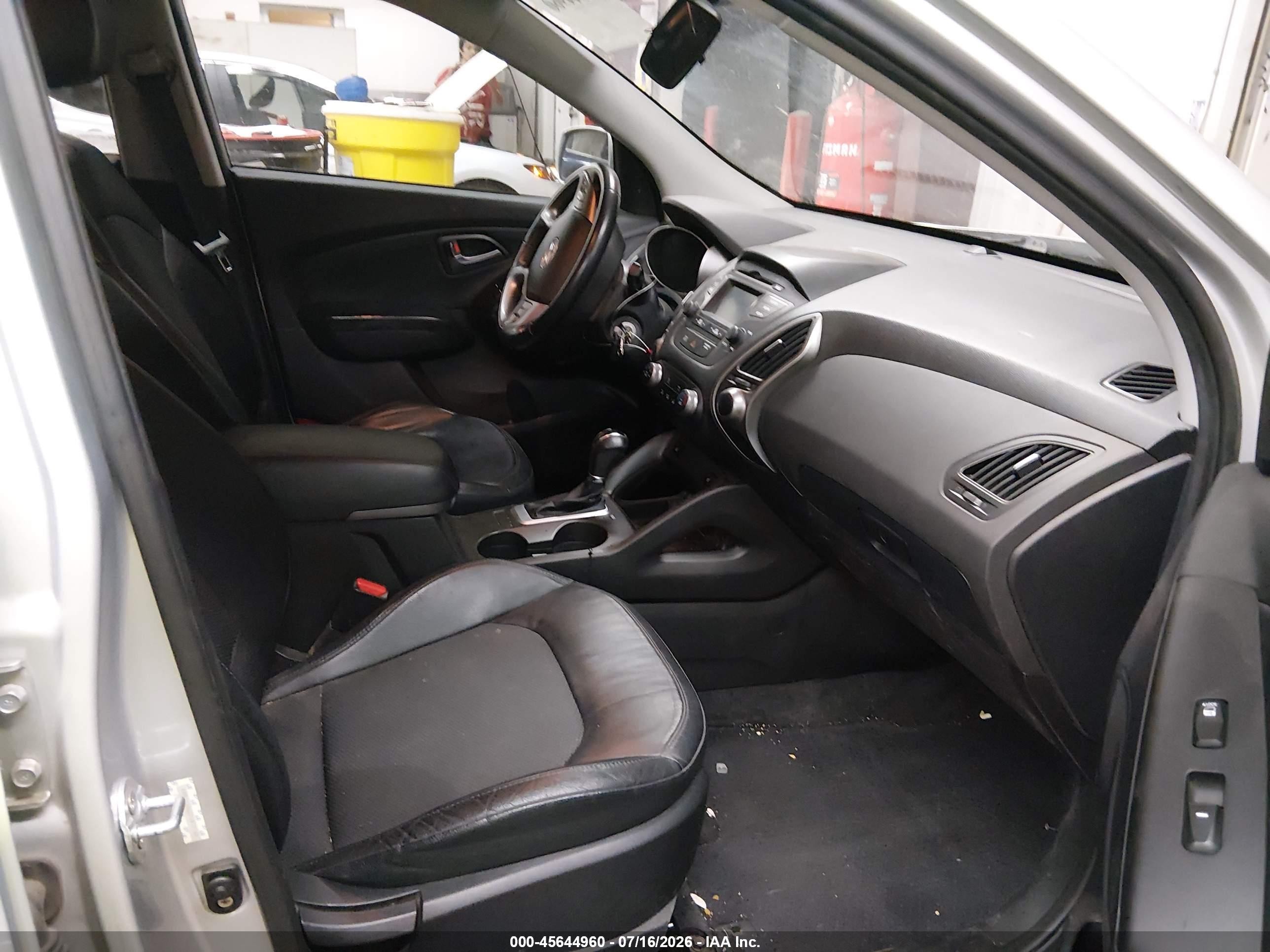2015 Hyundai Tucson Se Silver vin: KM8JU3AG2FU979149