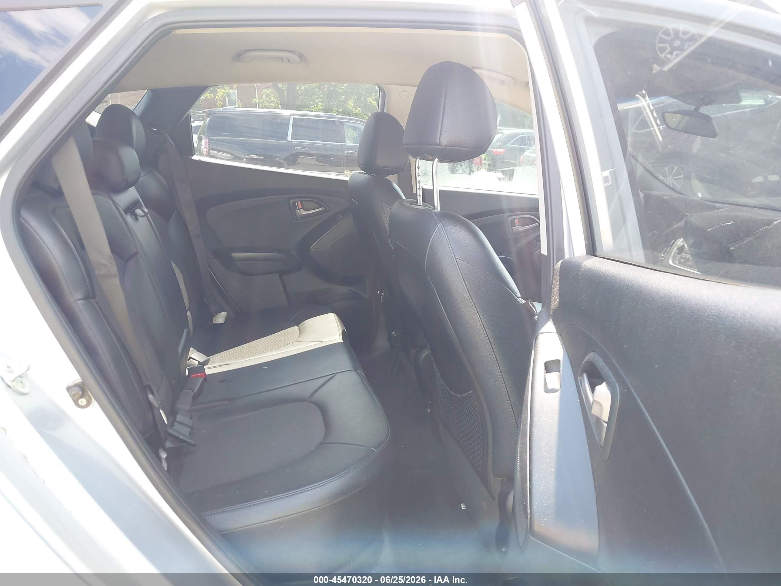 2014 Hyundai Tucson Se Silver vin: KM8JU3AG3EU833096