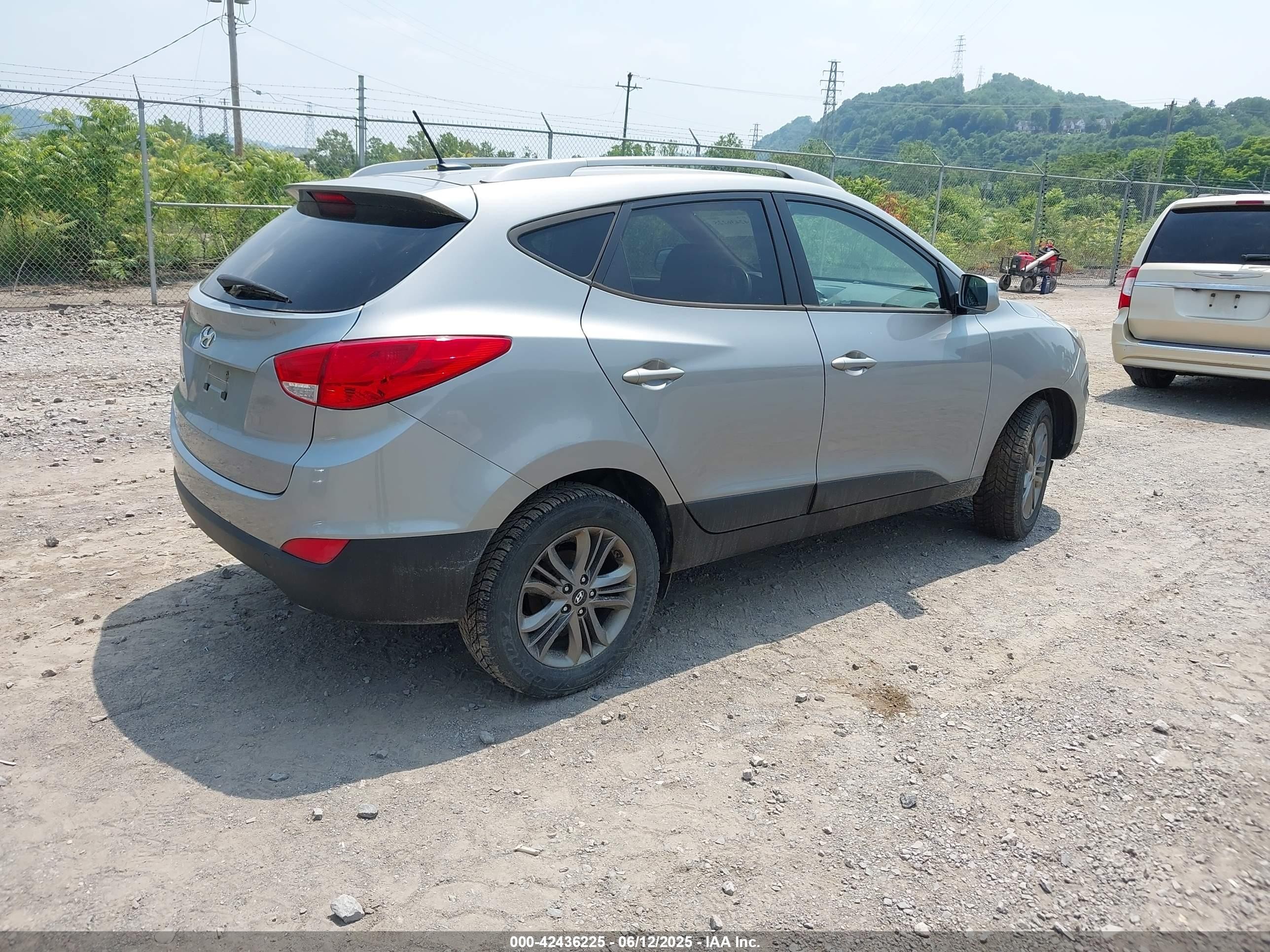 2014 Hyundai Tucson Se Silver vin: KM8JU3AG3EU836290