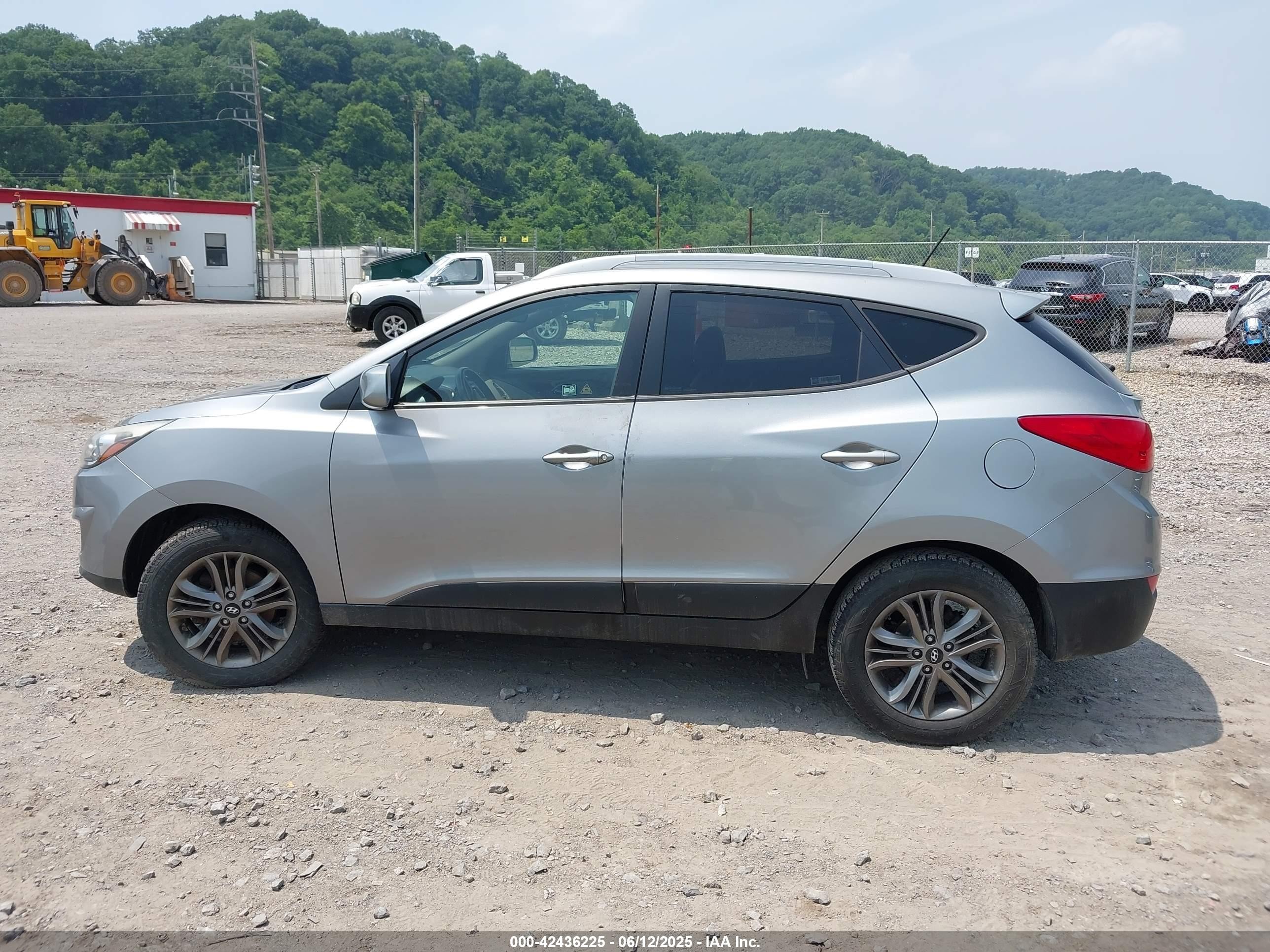 2014 Hyundai Tucson Se Silver vin: KM8JU3AG3EU836290