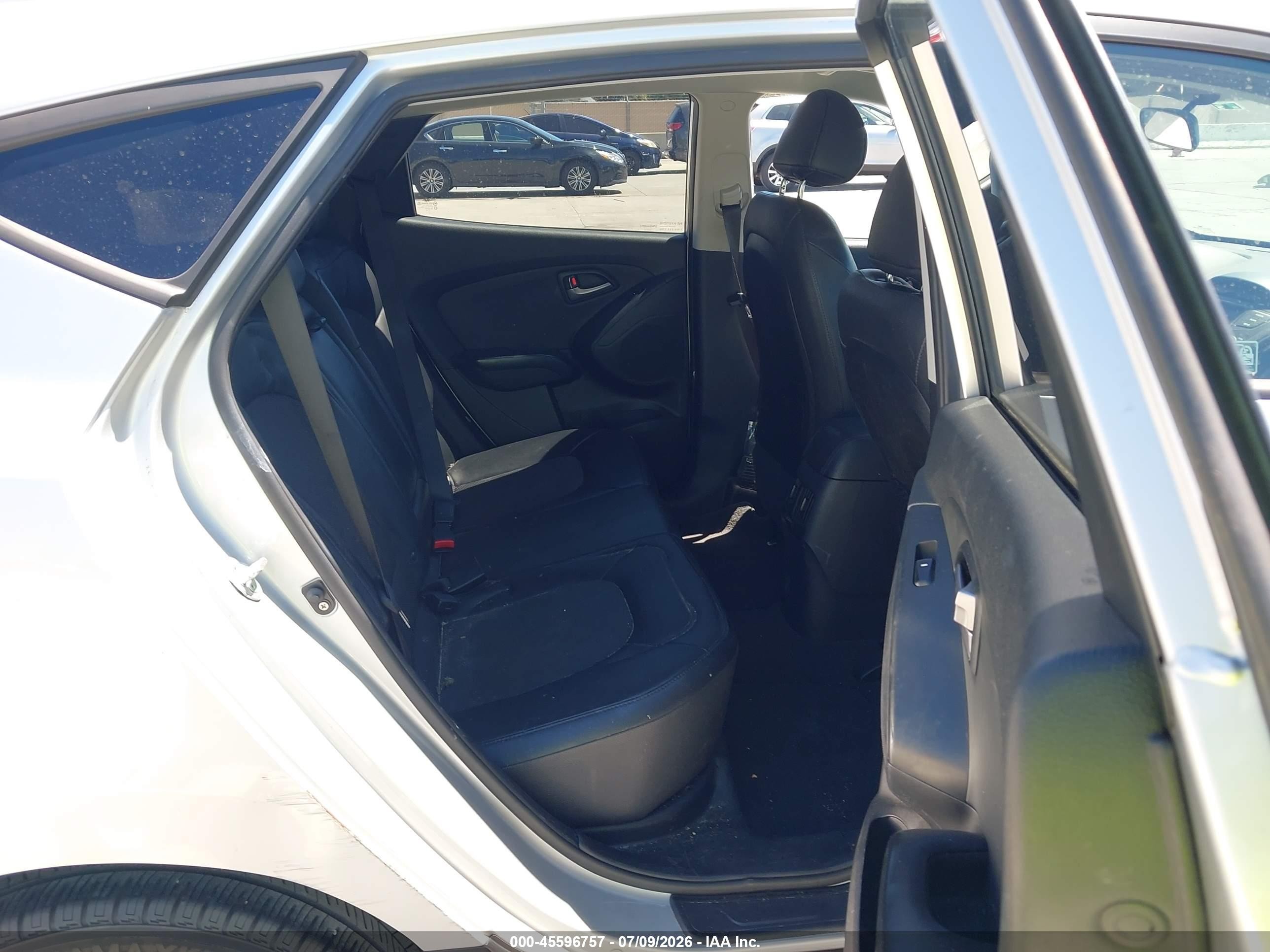 2014 Hyundai Tucson Se Silver vin: KM8JU3AG4EU805839