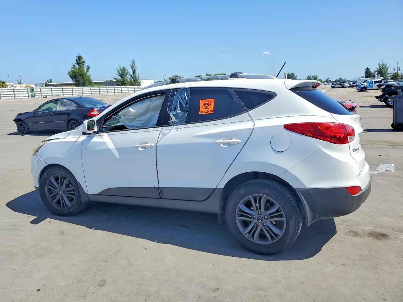 2014 Hyundai Tucson Se White vin: KM8JU3AG4EU931425