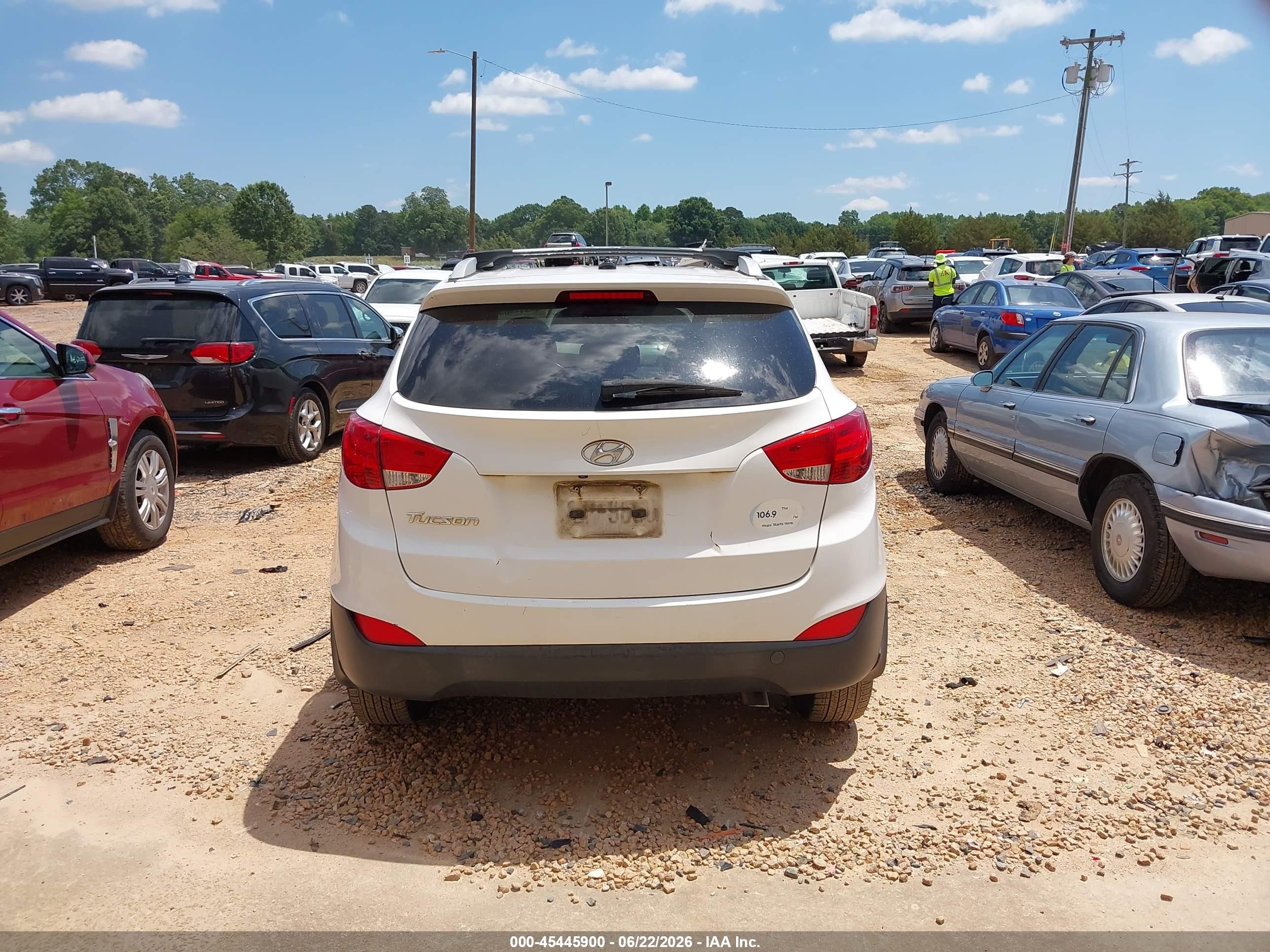 2015 Hyundai Tucson Se White vin: KM8JU3AG4FU042190