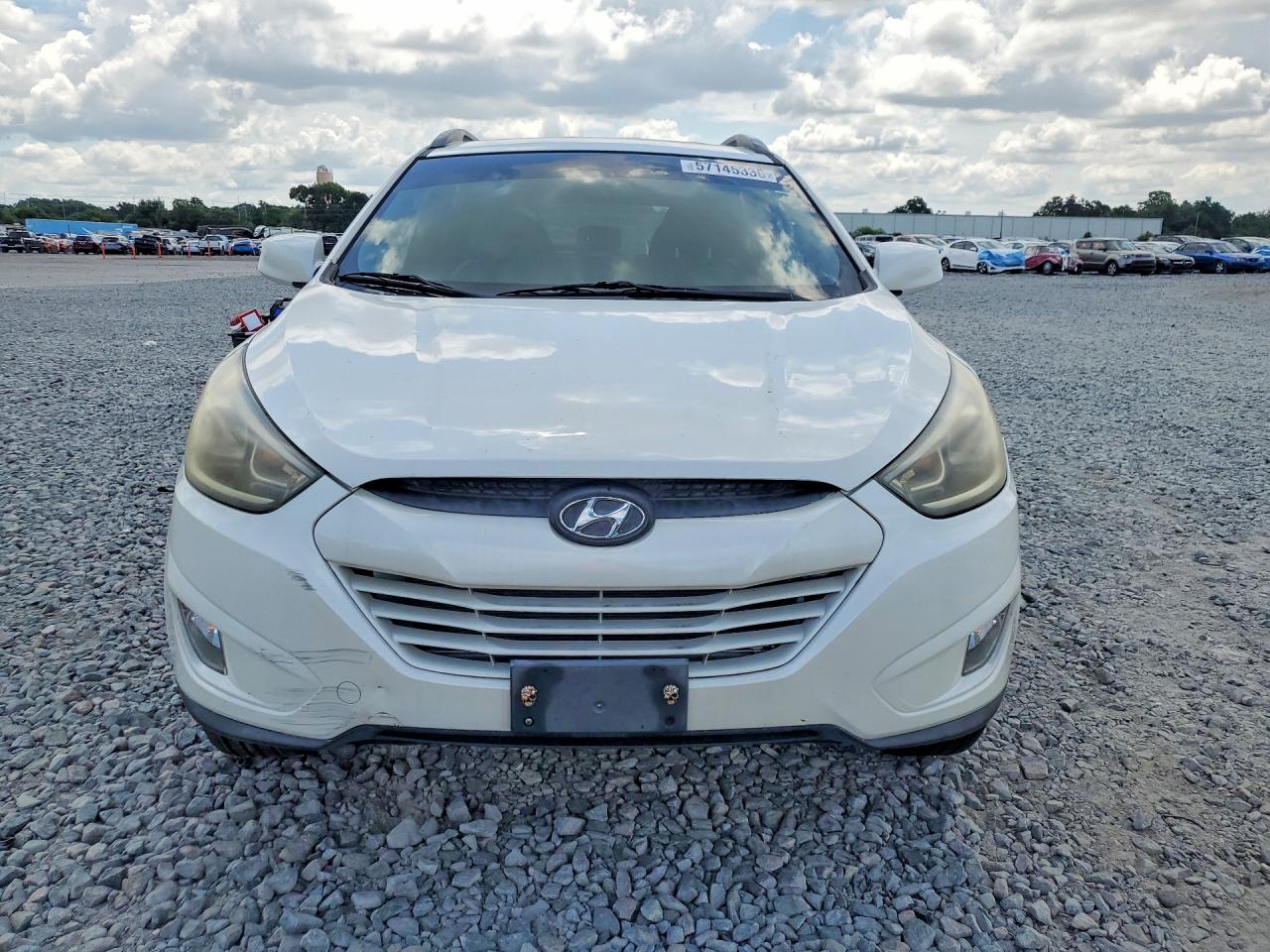 2015 Hyundai Tucson Se White vin: KM8JU3AG6FU087664