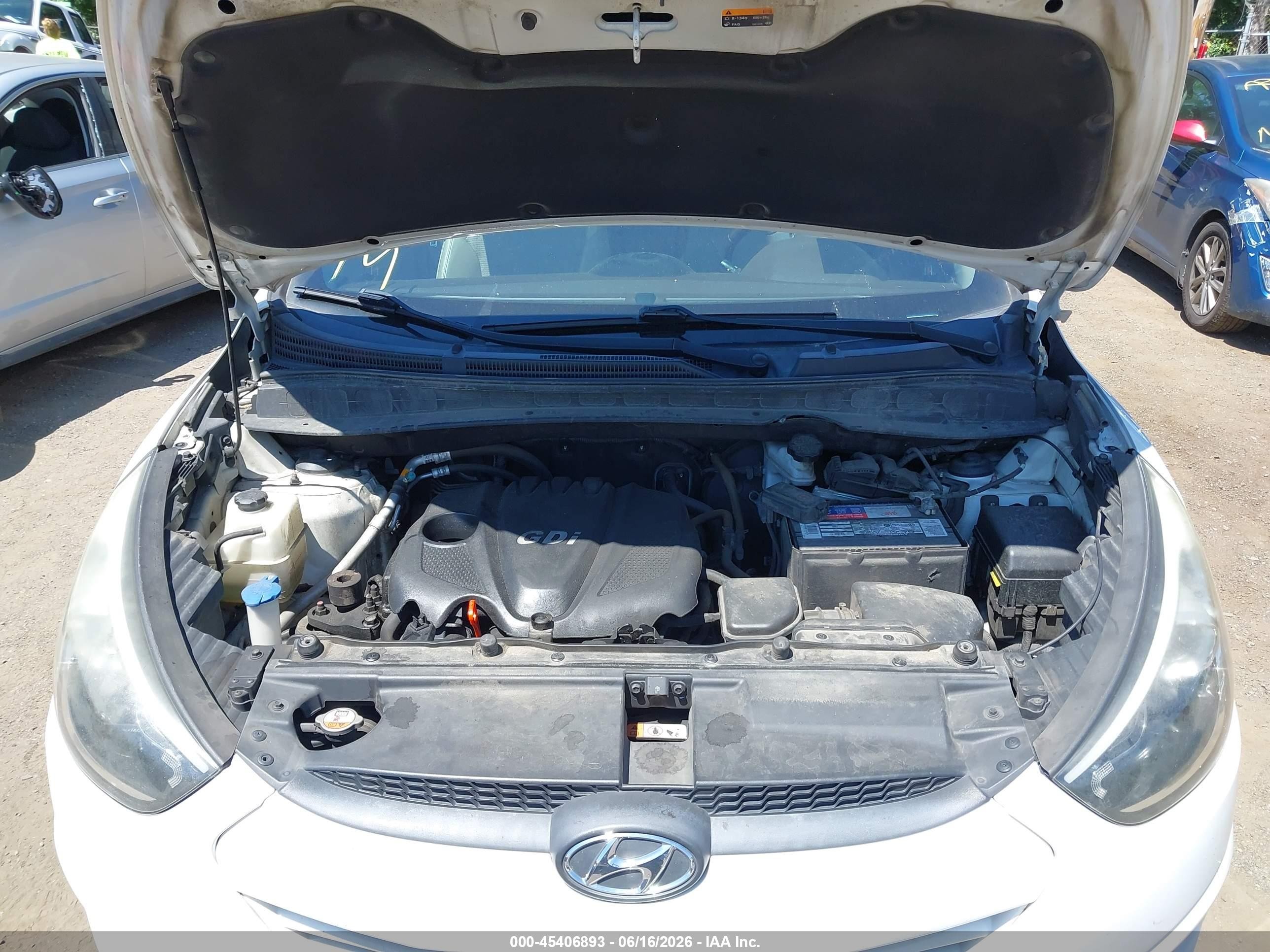 2014 Hyundai Tucson Se White vin: KM8JU3AG7EU931595