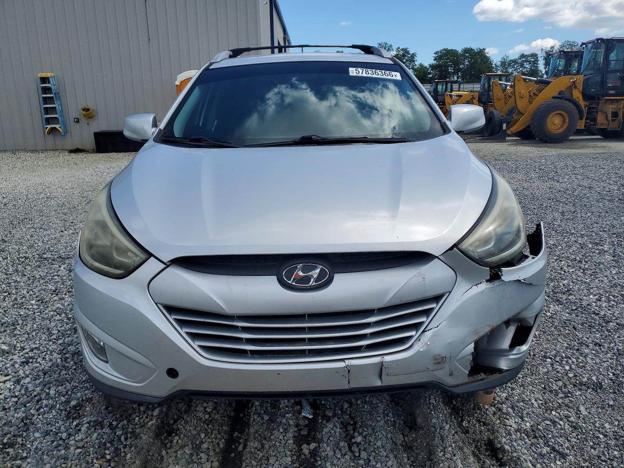 2025 Hyundai Tucson Base Серебряный vin: KM8JU3AG7FU047609