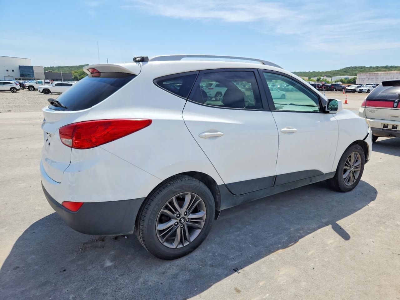 2015 Hyundai Tucson Se White vin: KM8JU3AG7FU080951