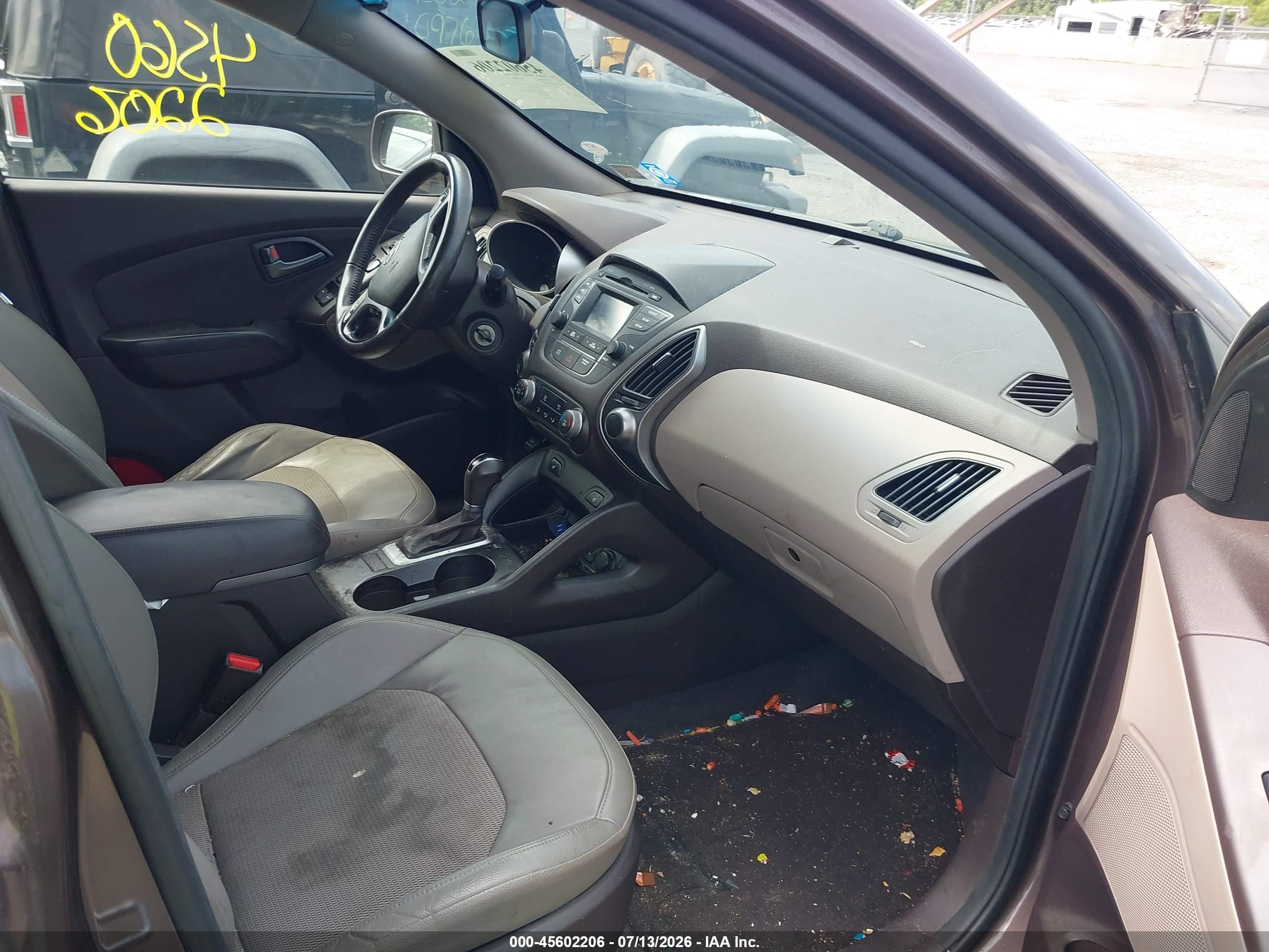 2014 Hyundai Tucson Se Коричневый vin: KM8JU3AG8EU898249