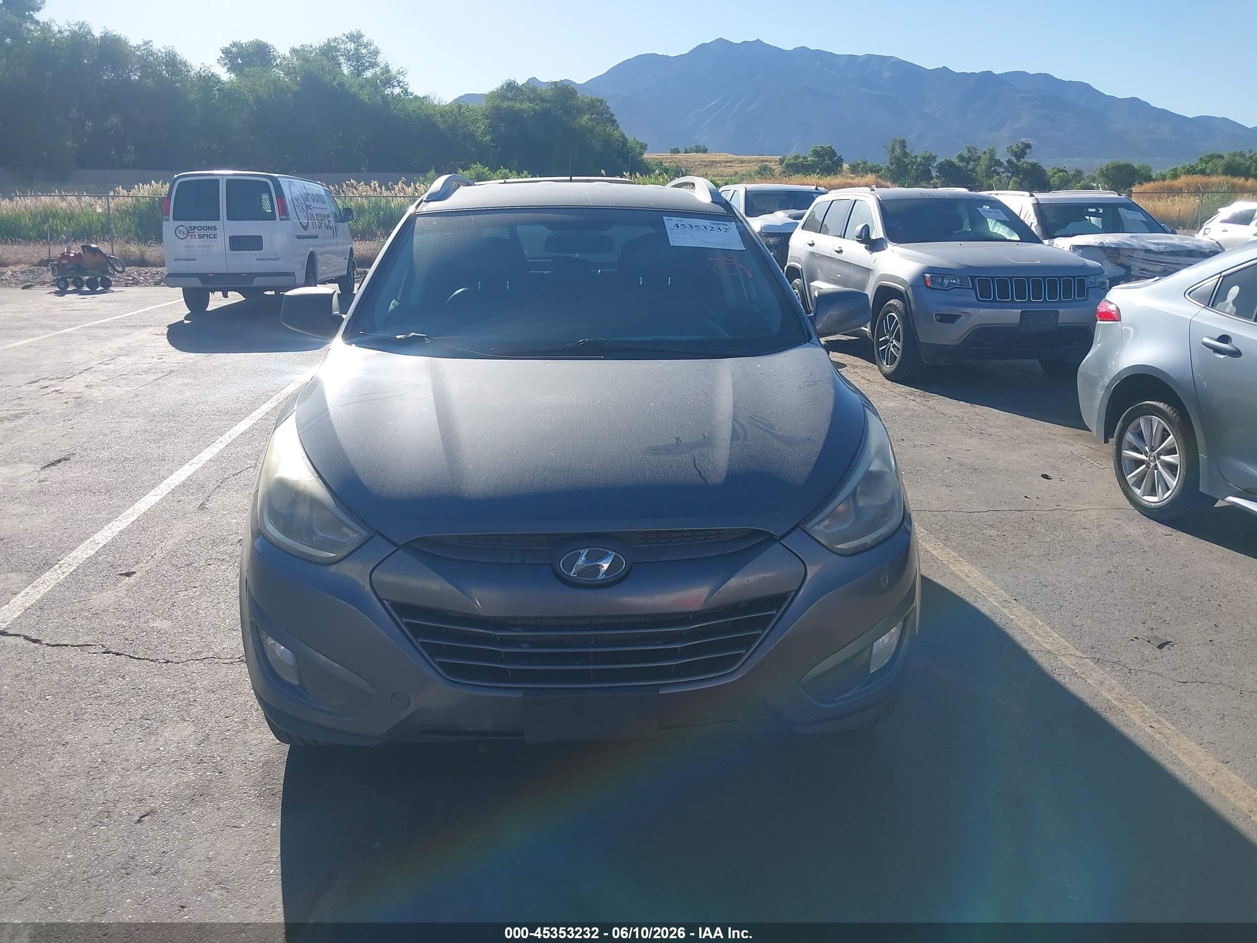 2015 Hyundai Tucson Se Серый vin: KM8JU3AG8FU019625