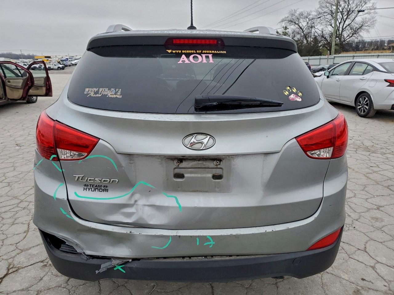 2015 Hyundai Tucson Limited Silver vin: KM8JU3AG8FU047313